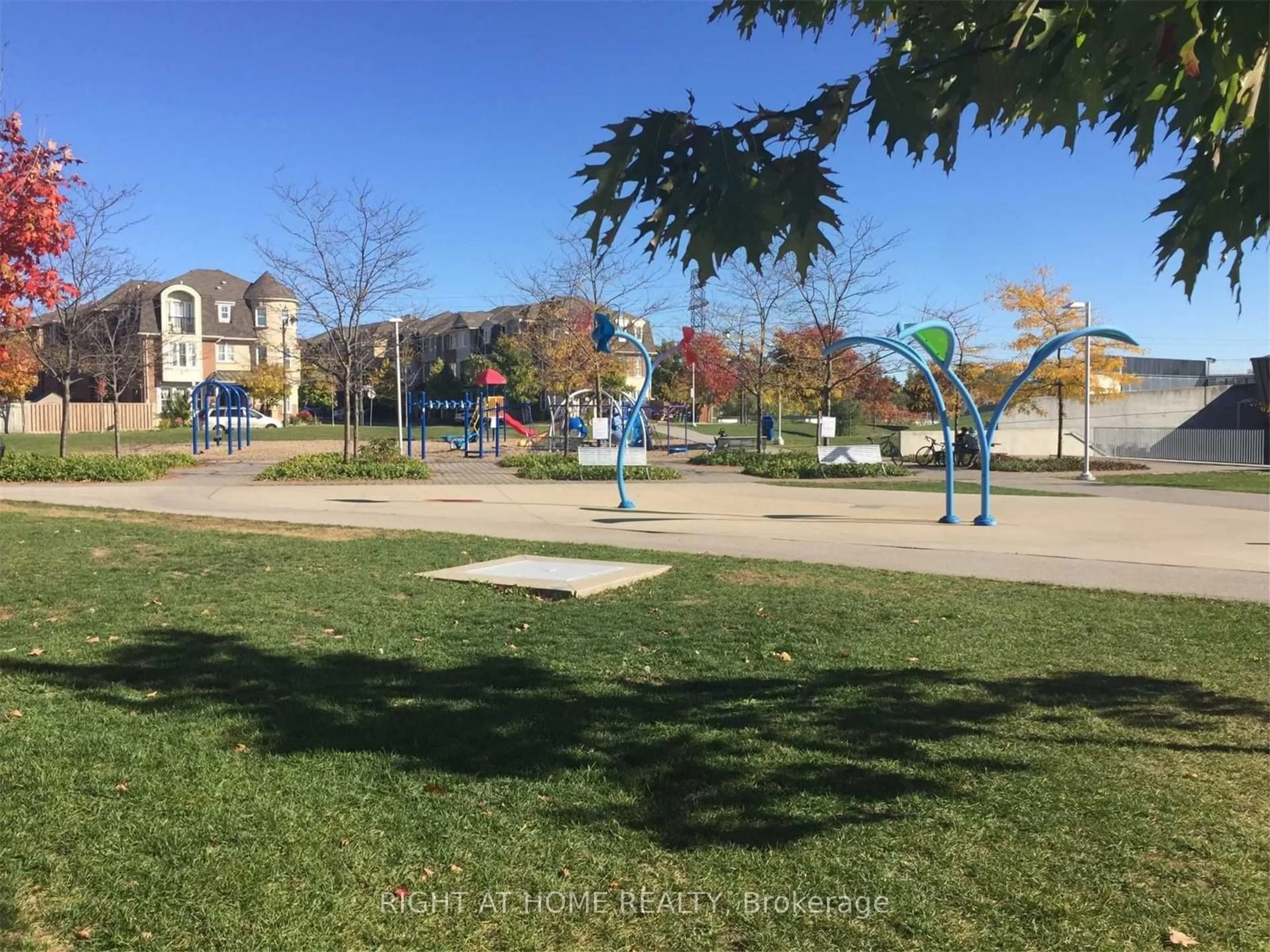 A pic from exterior of the house or condo, the street view for 16 Tranter Tr #68, Toronto Ontario M1L 0G6