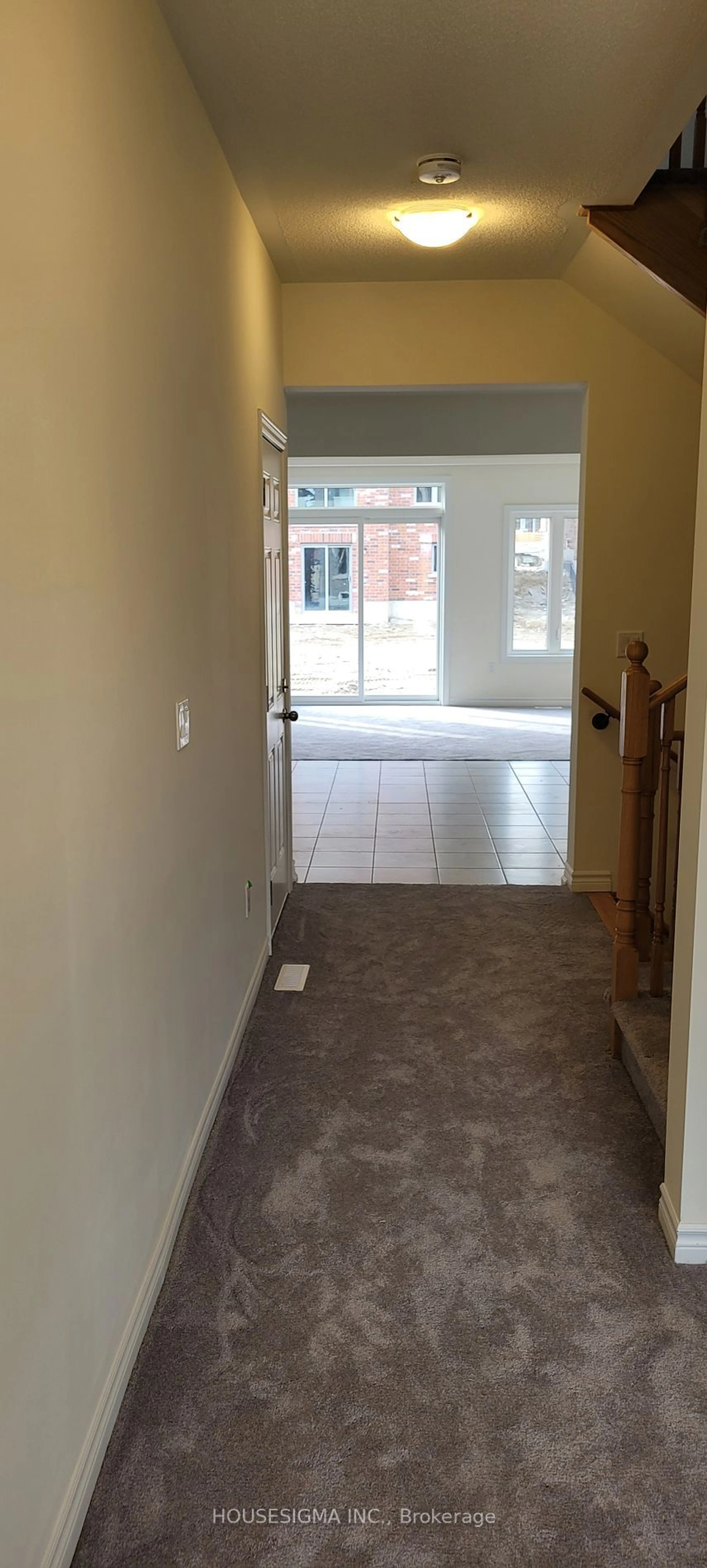 Indoor foyer, not visible floor for 88 Robin Tr, Scugog Ontario L9L 2C7