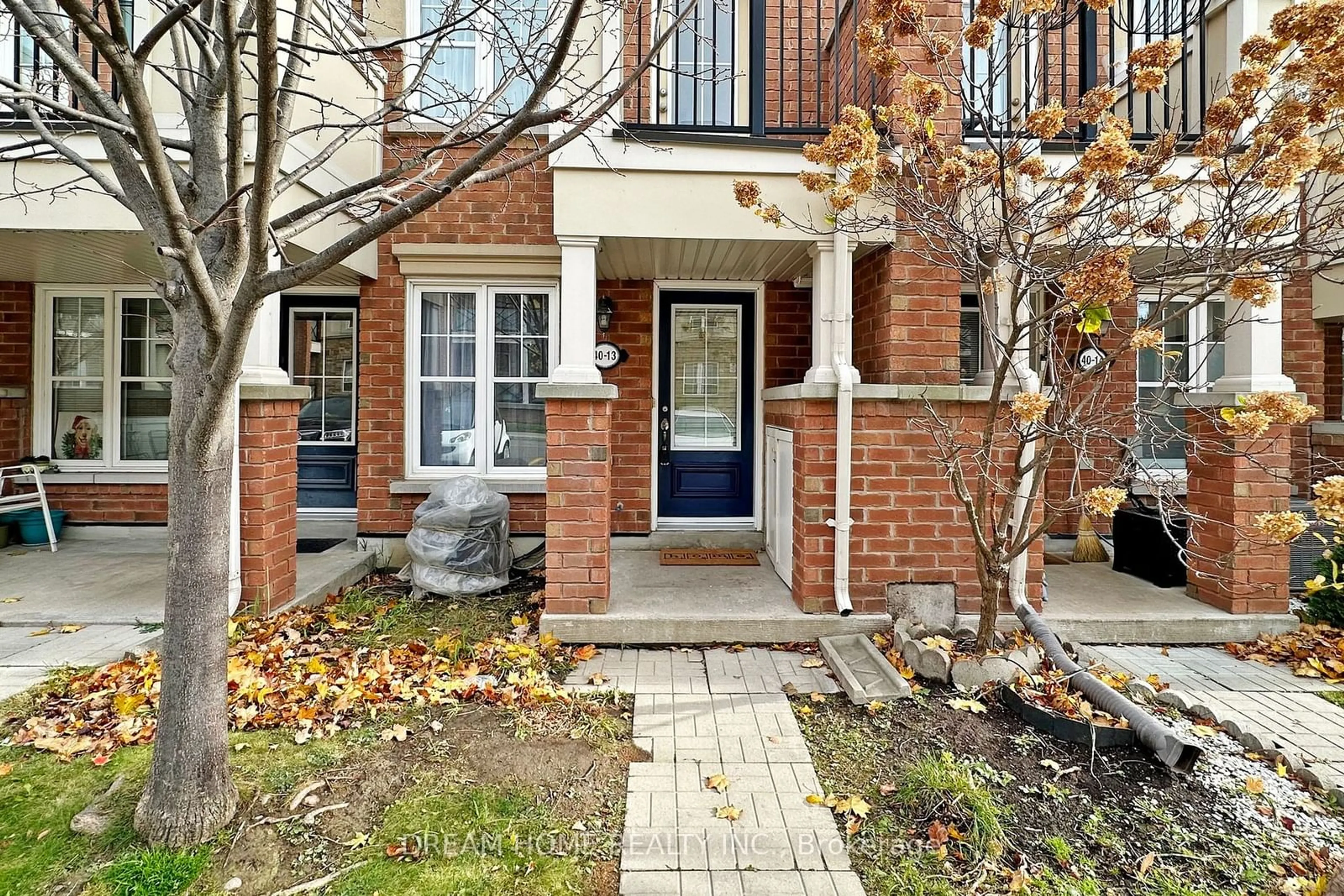 A pic from exterior of the house or condo, the street view for 40 Mendelssohn St #13, Toronto Ontario M1L 0G8