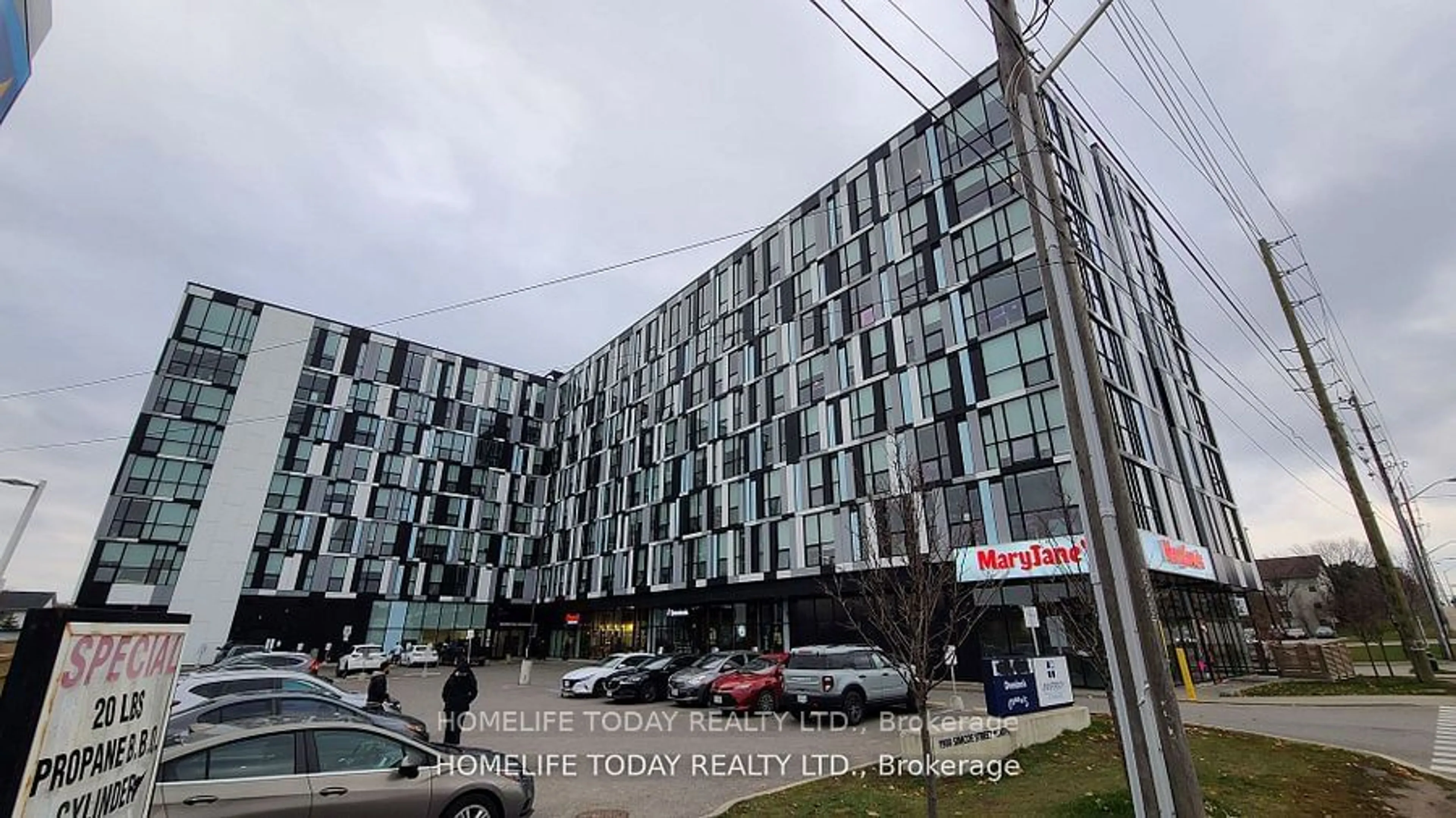 A pic from exterior of the house or condo, the street view for 1900 Simcoe St #743, Oshawa Ontario L1G 4Y3