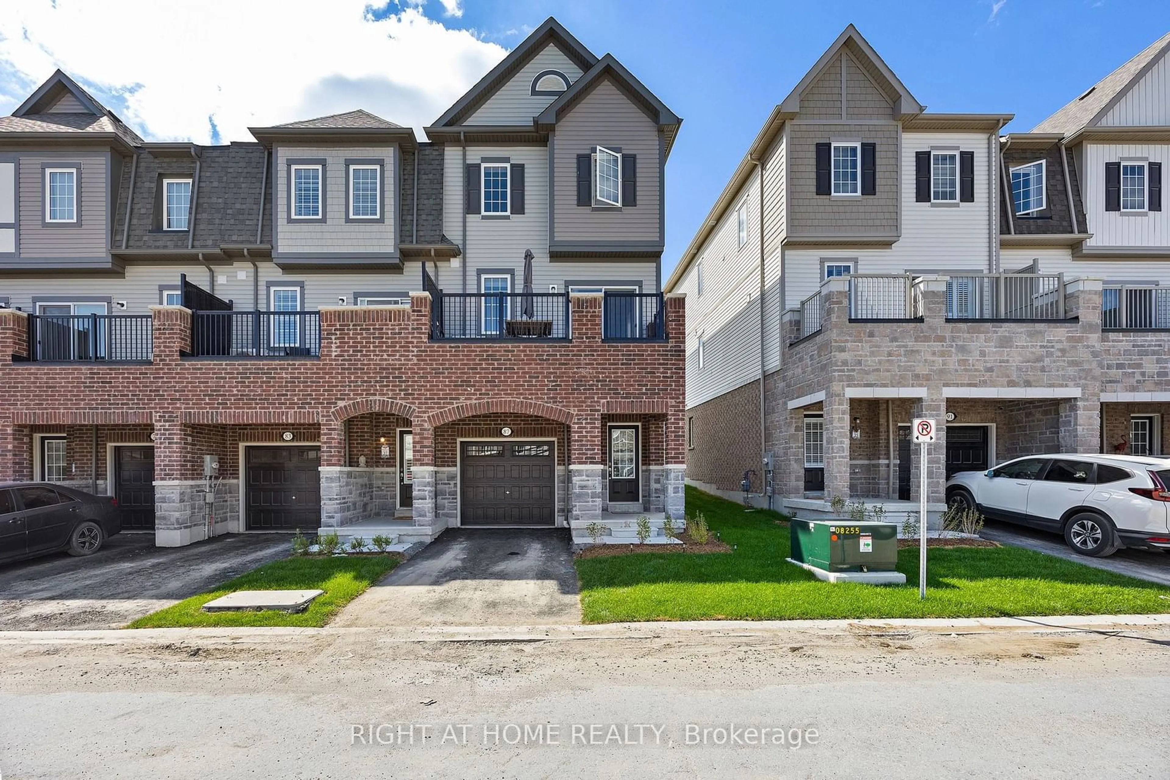 A pic from exterior of the house or condo, the street view for 87 Honey Crisp Lane, Clarington Ontario L1C 7H7