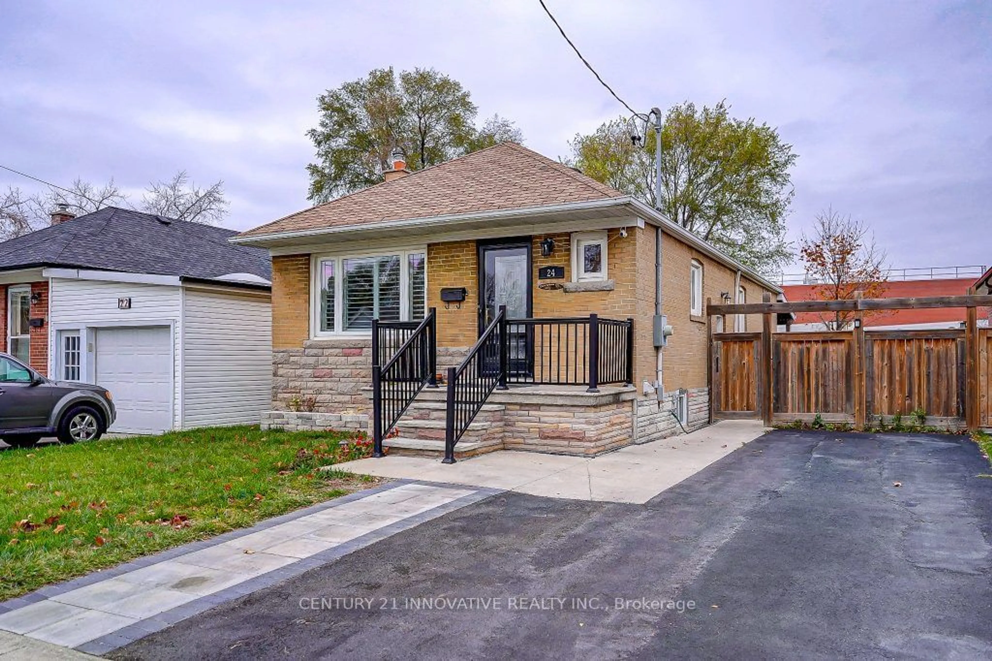 Frontside or backside of a home, cottage for 24 Leahurst Dr, Toronto Ontario M1L 2C2