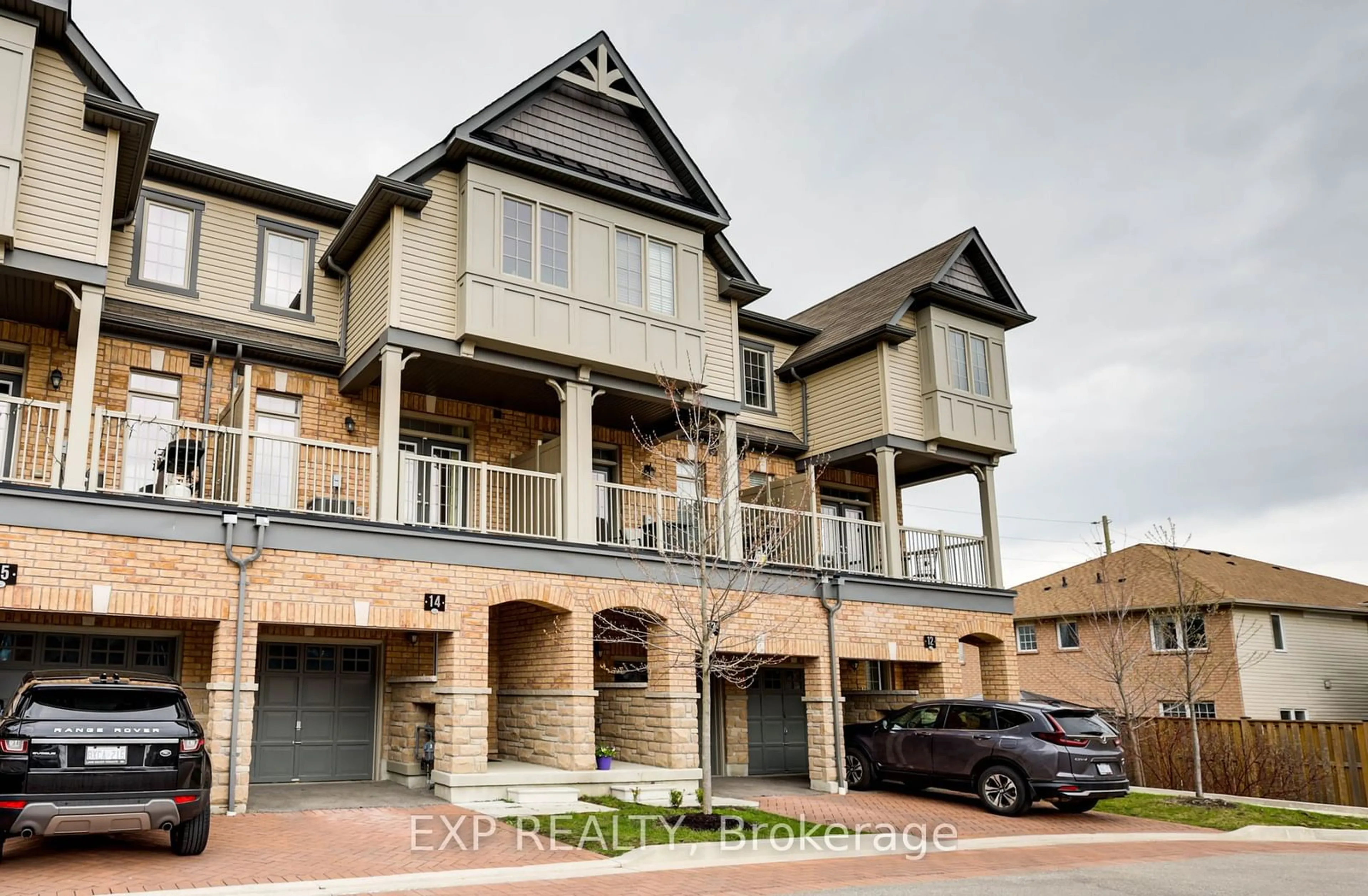 A pic from exterior of the house or condo, the street view for 285 Finch Ave #14, Pickering Ontario L1V 0E6