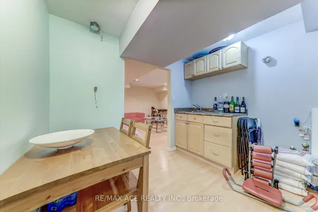 Additional property image - 112 Pinery Tr