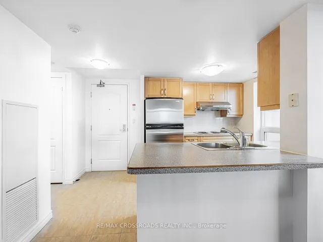 Additional property image - 2020 Mcnicoll Ave Unit 1011