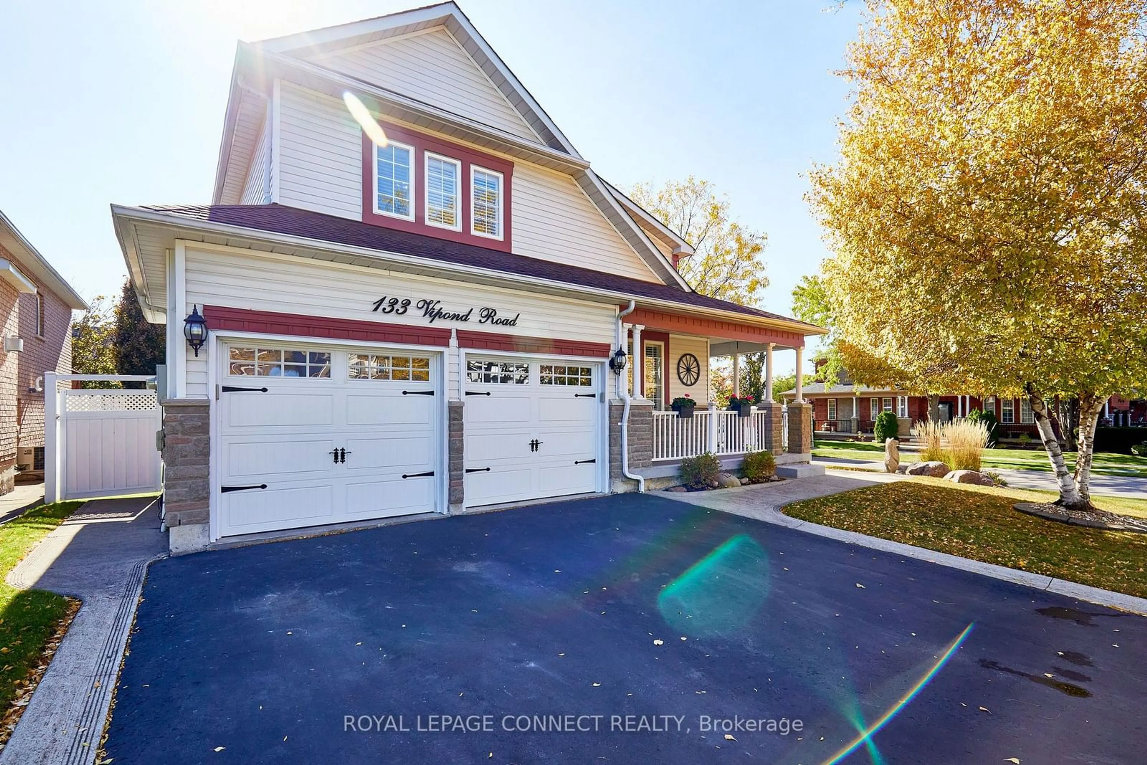 Indoor garage for 133 Vipond Rd, Whitby Ontario L1M 1K9