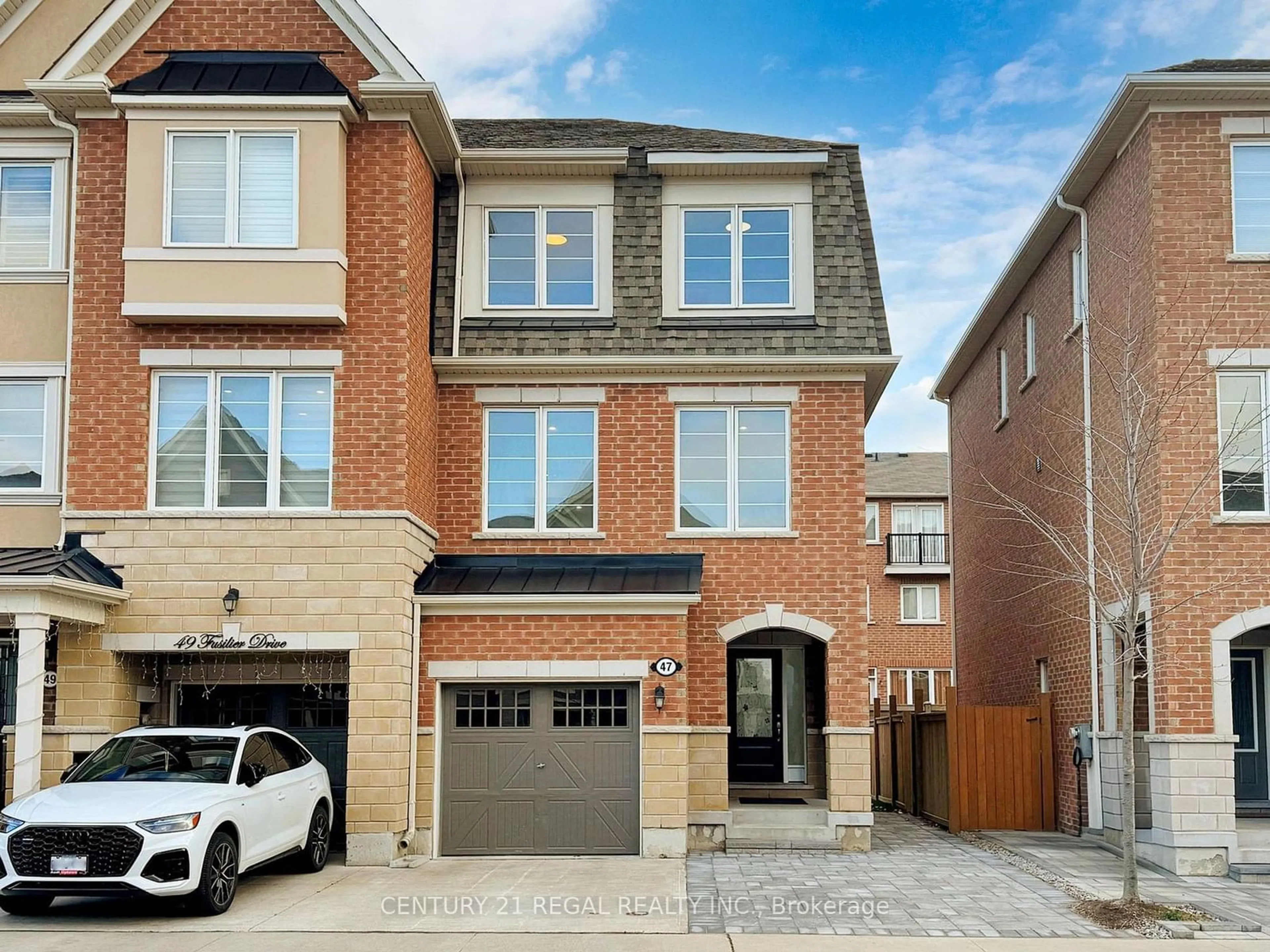 Home with brick exterior material for 47 Fusilier Dr, Toronto Ontario M1L 0J3