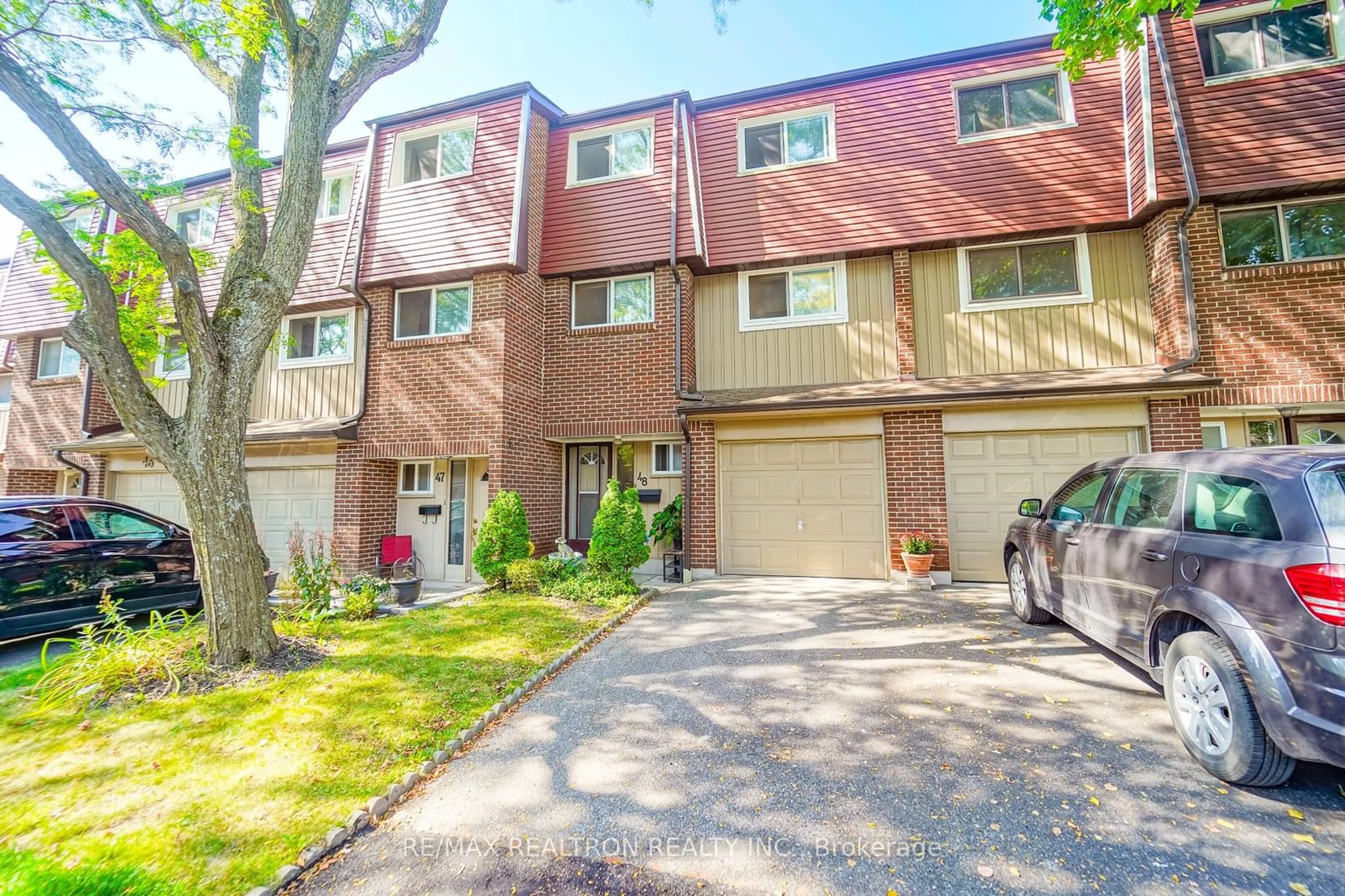 A pic from exterior of the house or condo, cottage for 1310 Fieldlight Blvd #48, Pickering Ontario L1V 2Y8