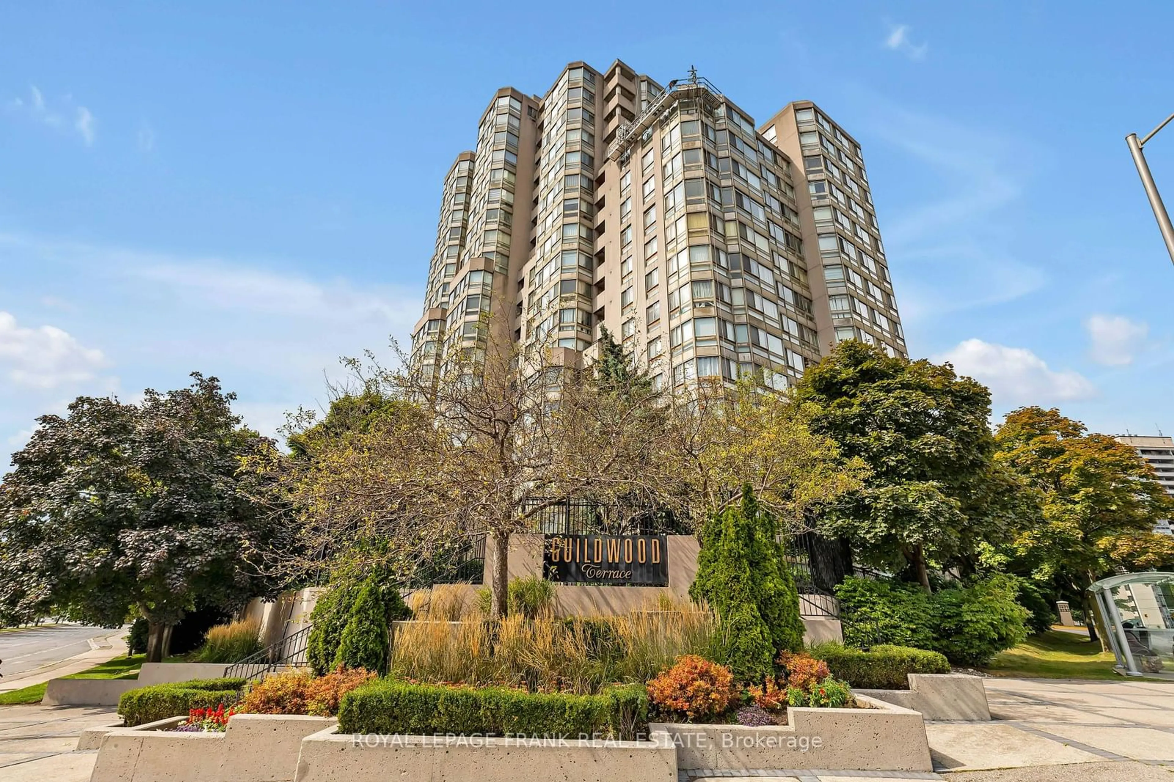 A pic from exterior of the house or condo, the front or back of building for 3233 Eglinton Ave #405, Toronto Ontario M1J 3N6