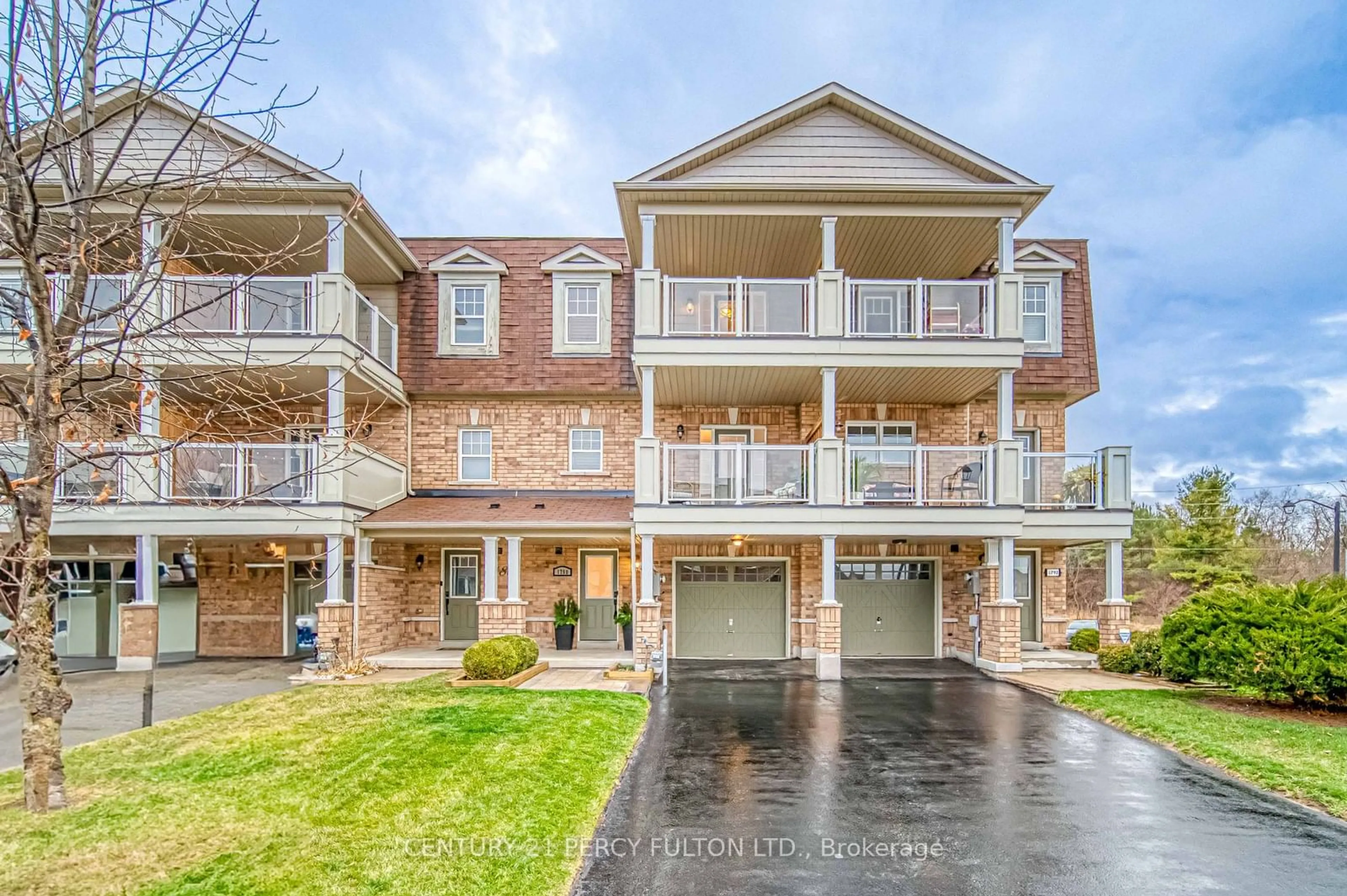 A pic from exterior of the house or condo, the street view for 1790 Carousel Mews, Pickering Ontario L1X 2R2