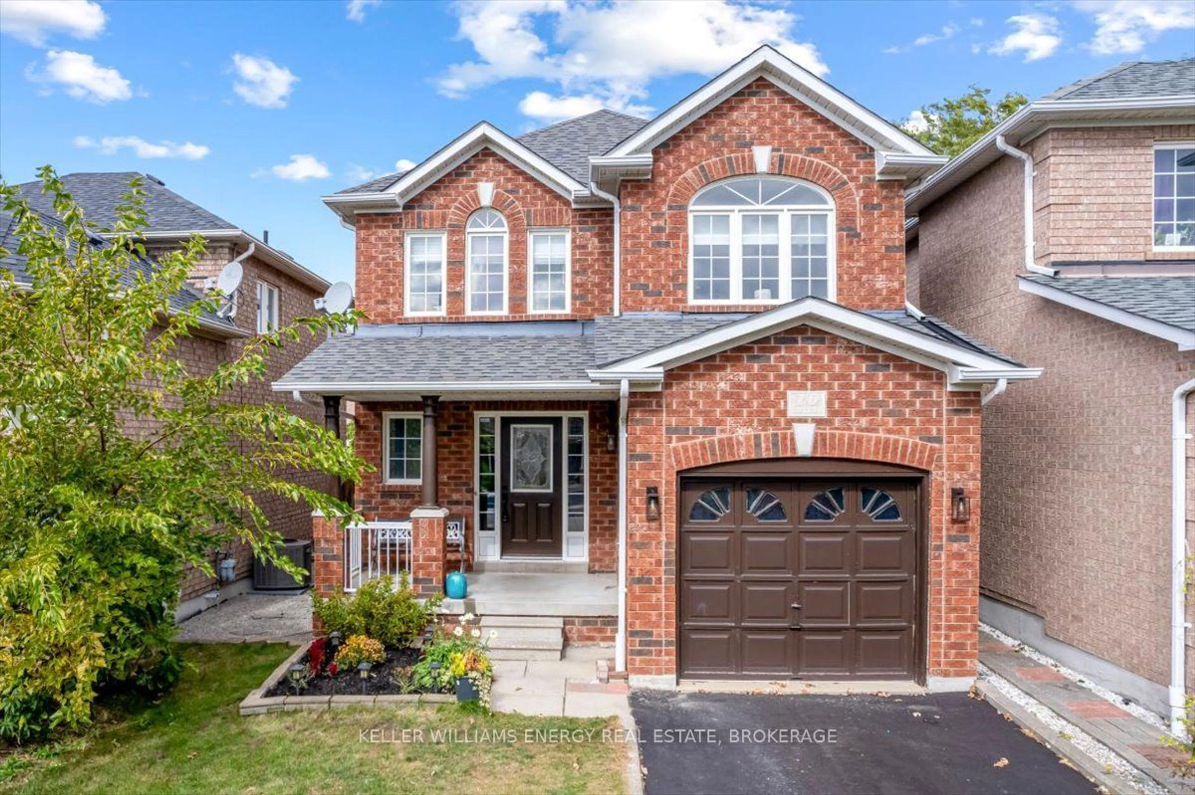 Home with brick exterior material for 10 Lurosa Cres, Whitby Ontario L1R 3A9