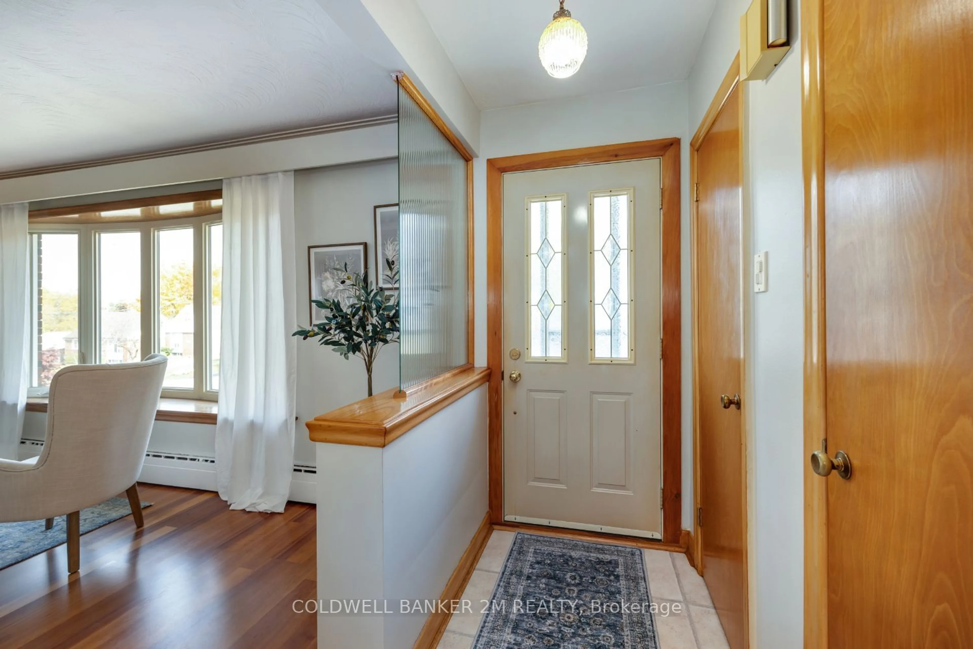 Indoor entryway, wood floors for 56 Elfreda Blvd, Toronto Ontario M1L 4L8