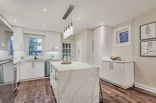 Additional property image - 427 Strathmore Blvd