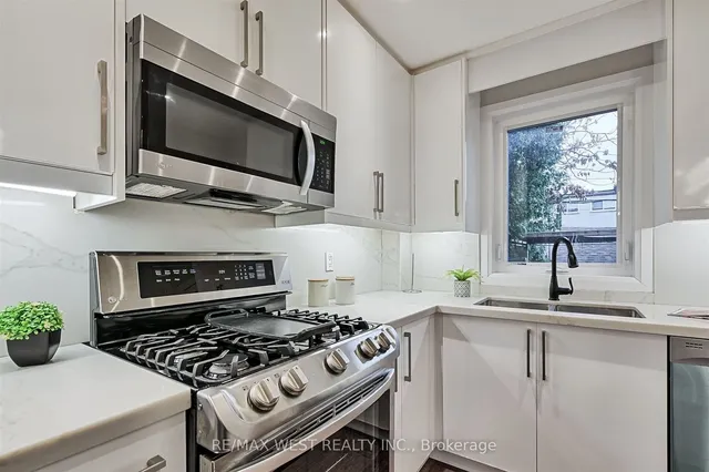 Additional property image - 427 Strathmore Blvd