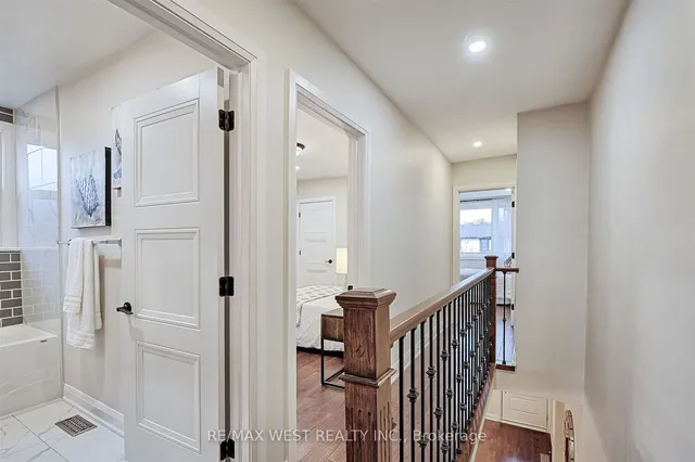 Additional property image - 427 Strathmore Blvd