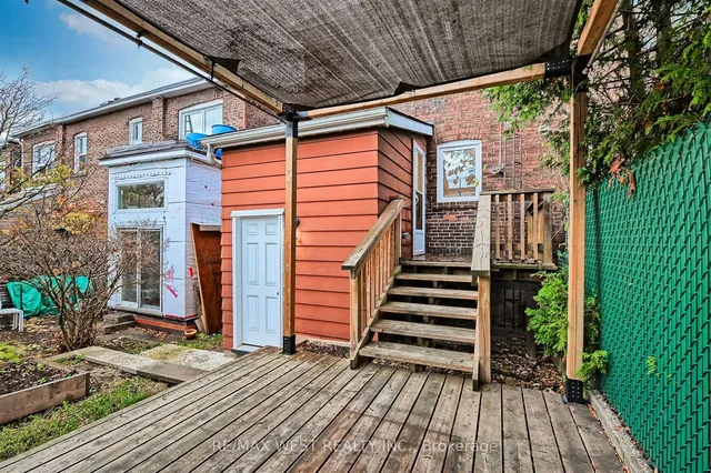 Additional property image - 427 Strathmore Blvd