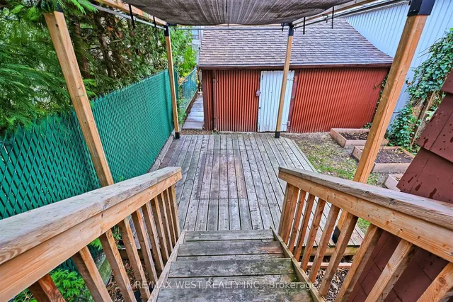 Additional property image - 427 Strathmore Blvd