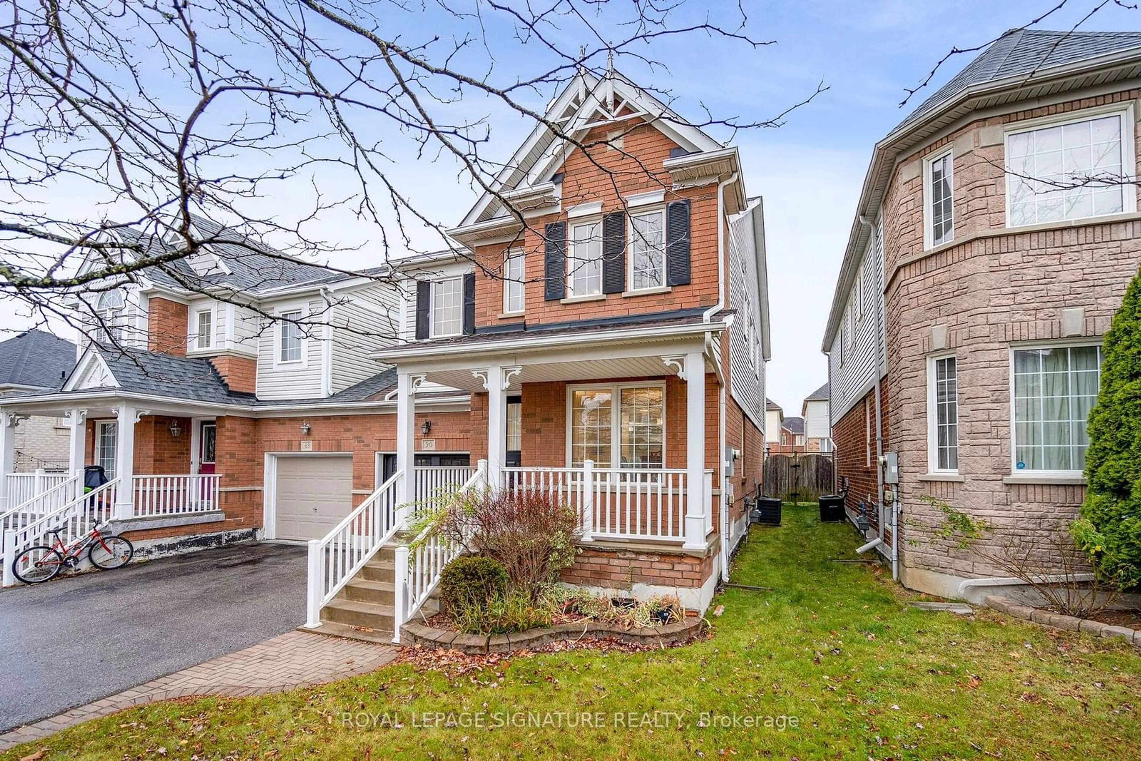 A pic from exterior of the house or condo, the street view for 90 Bean Cres, Ajax Ontario L1T 4N8