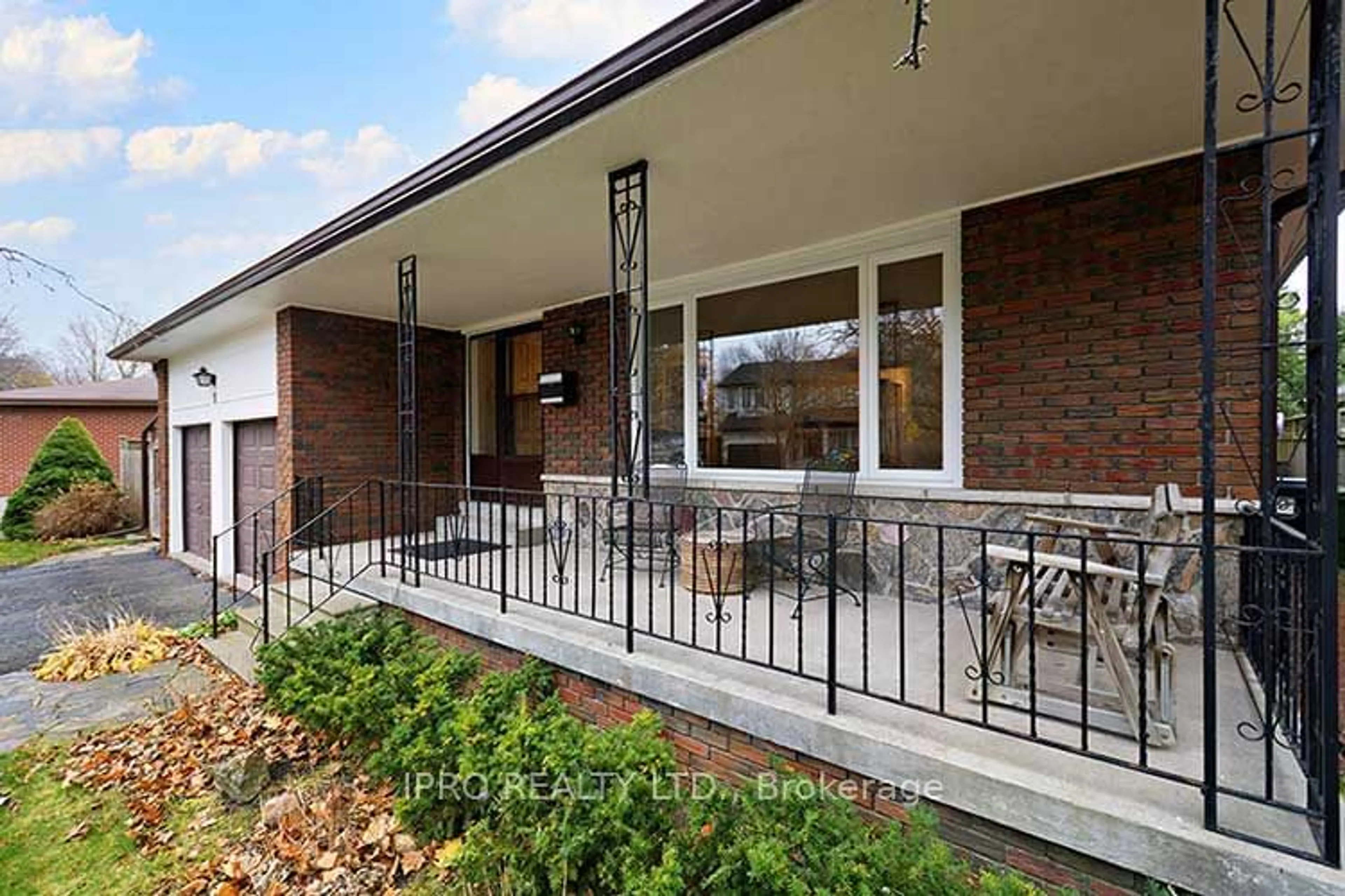 Home with brick exterior material for 11 Janellan Terr, Toronto Ontario M1E 3M8