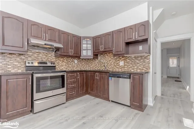 Additional property image - 69 LAING St
