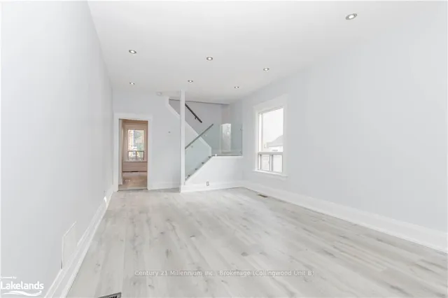 Additional property image - 69 LAING St