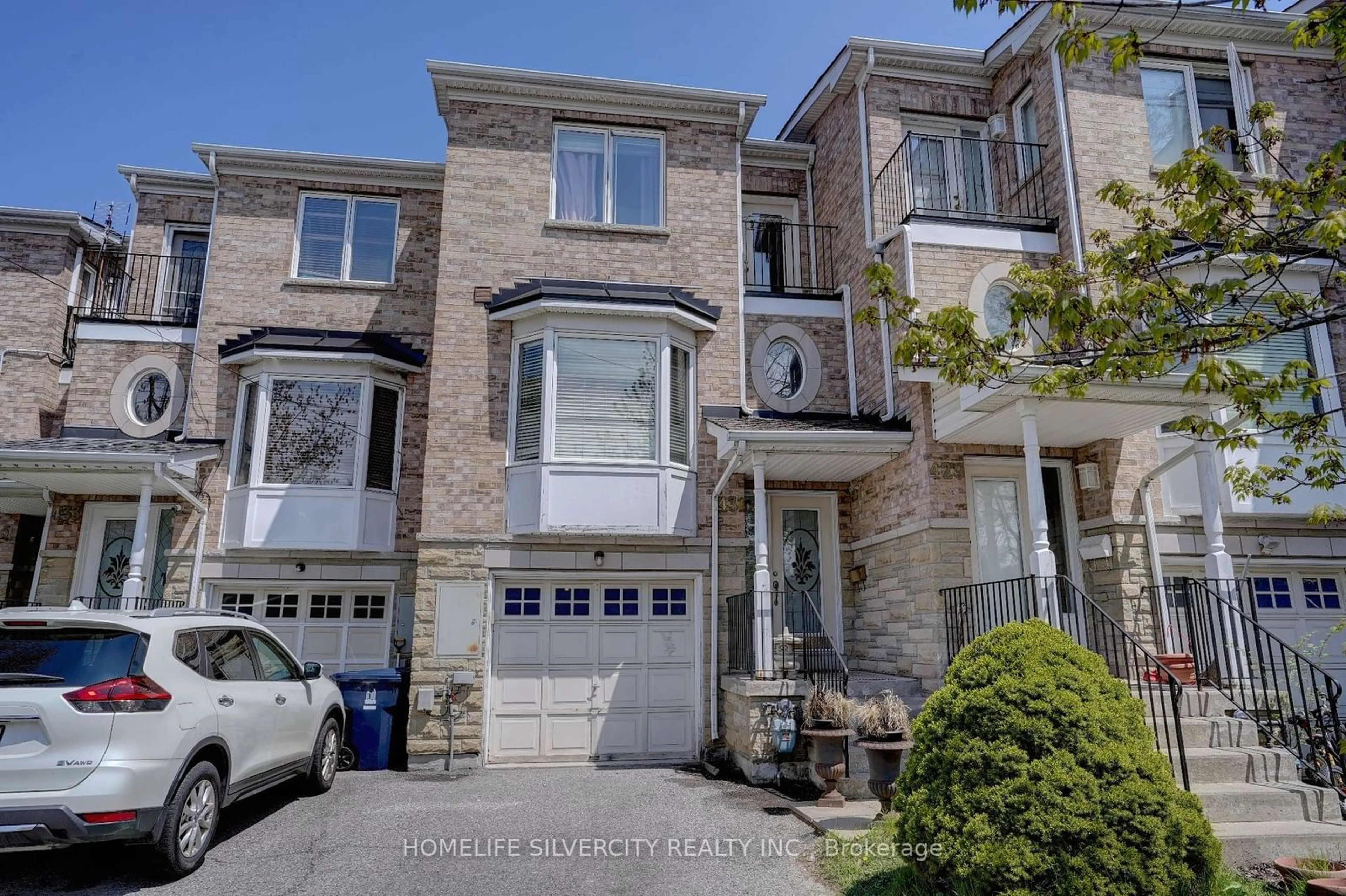 A pic from exterior of the house or condo, the street view for 431 Meadowvale Rd, Toronto Ontario M1C 1S6