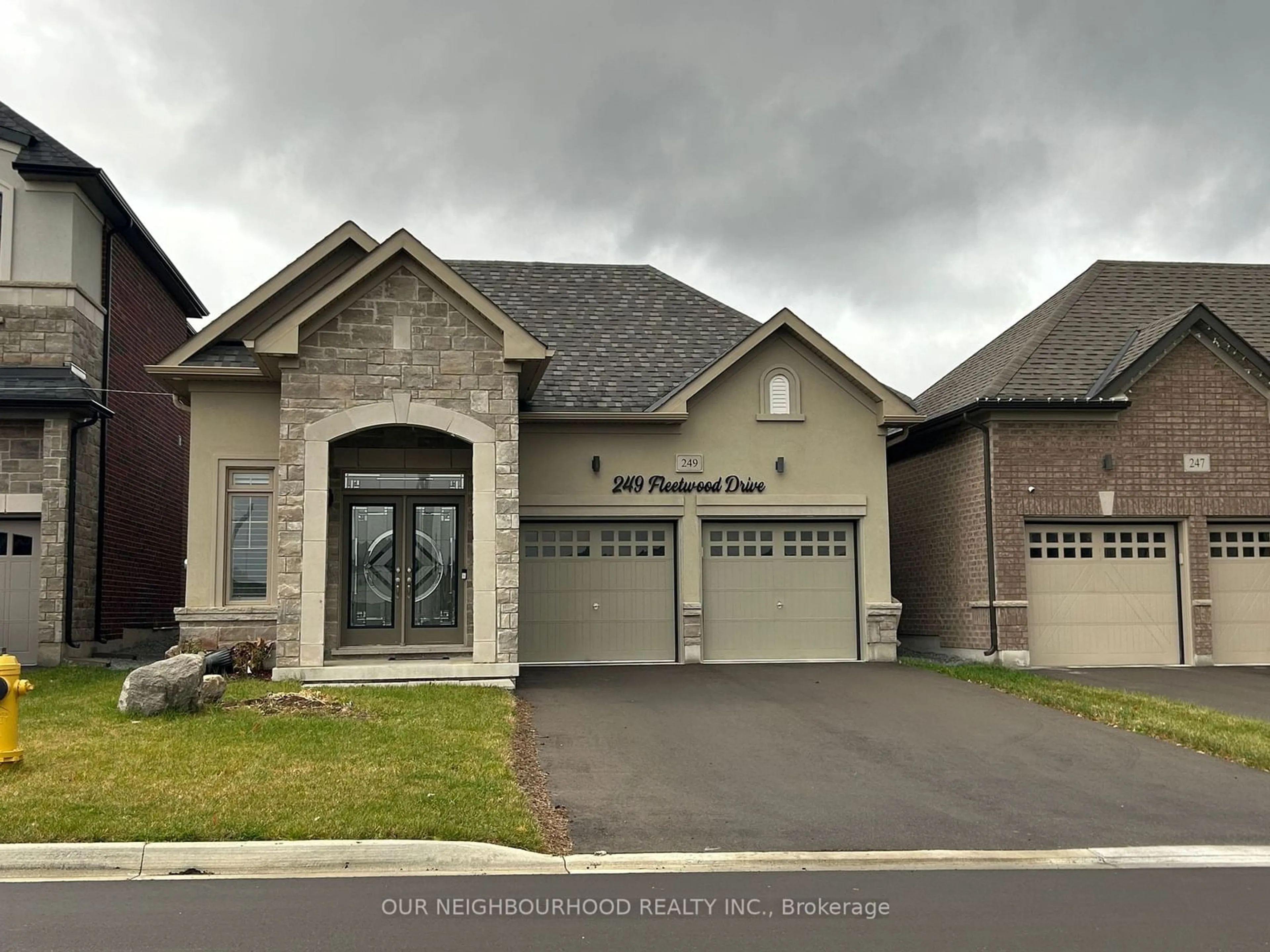 Frontside or backside of a home, the street view for 249 Fleetwood Dr, Oshawa Ontario L1K 3E8