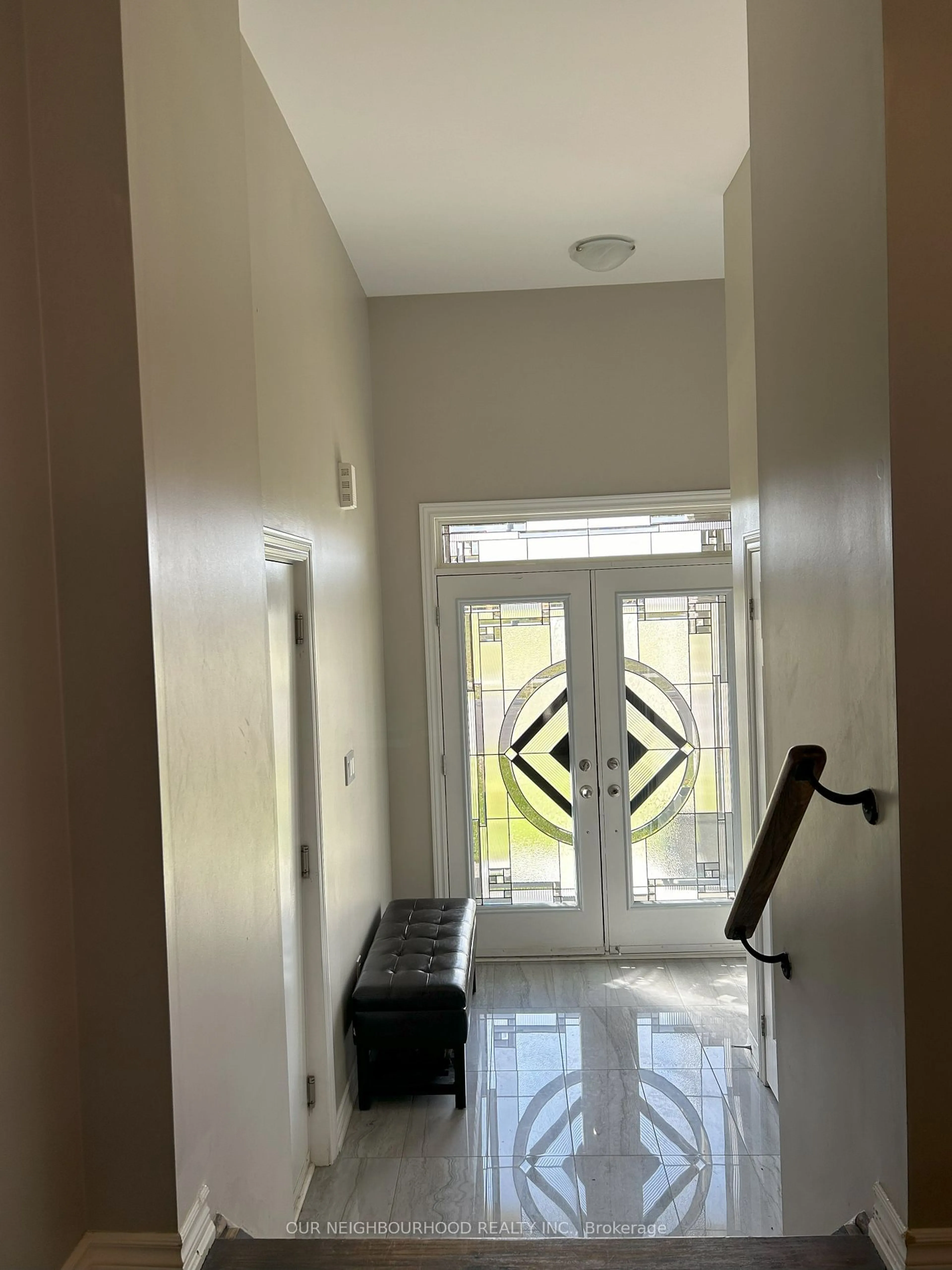 Indoor entryway, not visible floor for 249 Fleetwood Dr, Oshawa Ontario L1K 3E8