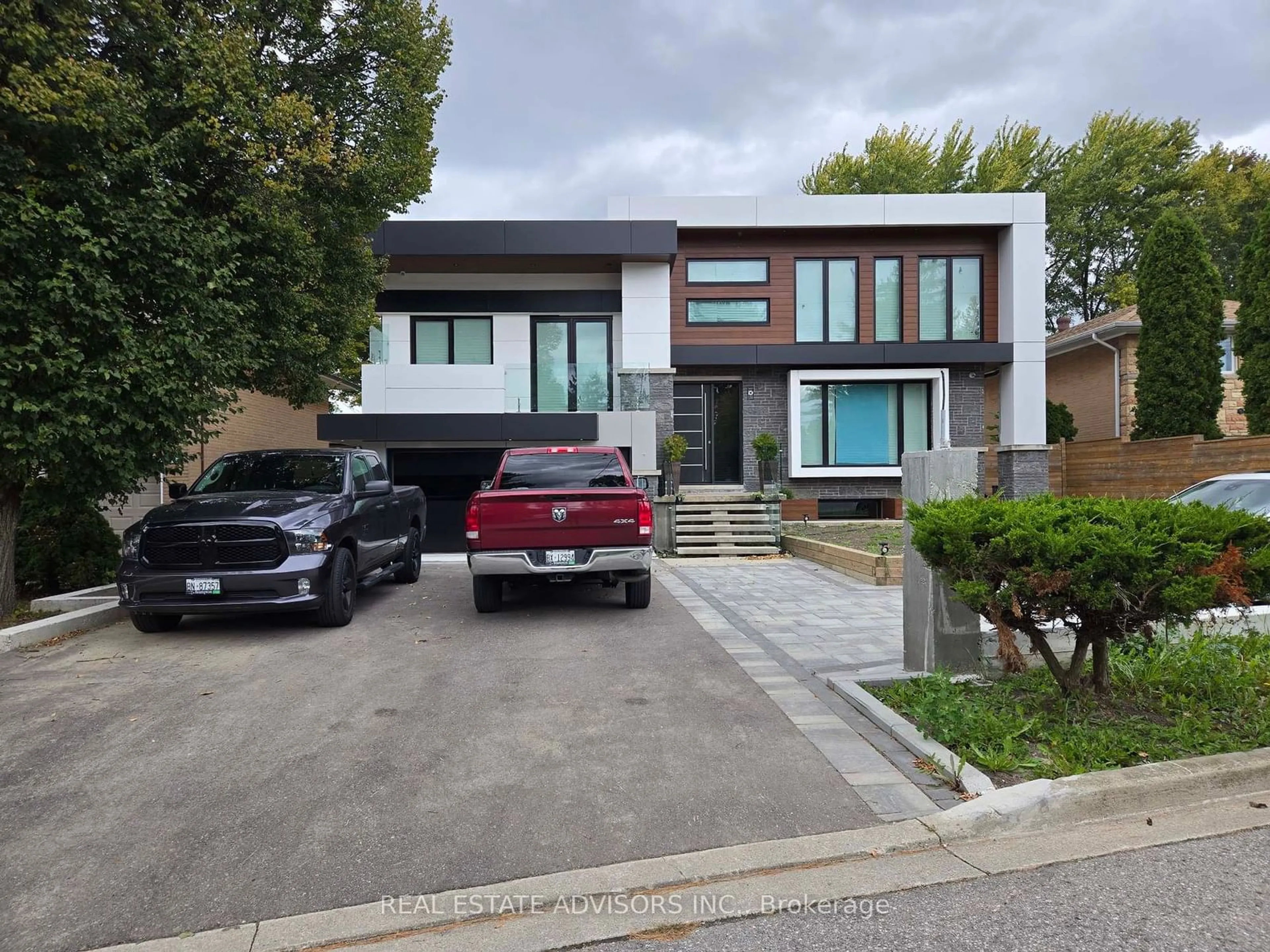 Frontside or backside of a home, the street view for 12 Dobbin Rd, Toronto Ontario M1T 1C4