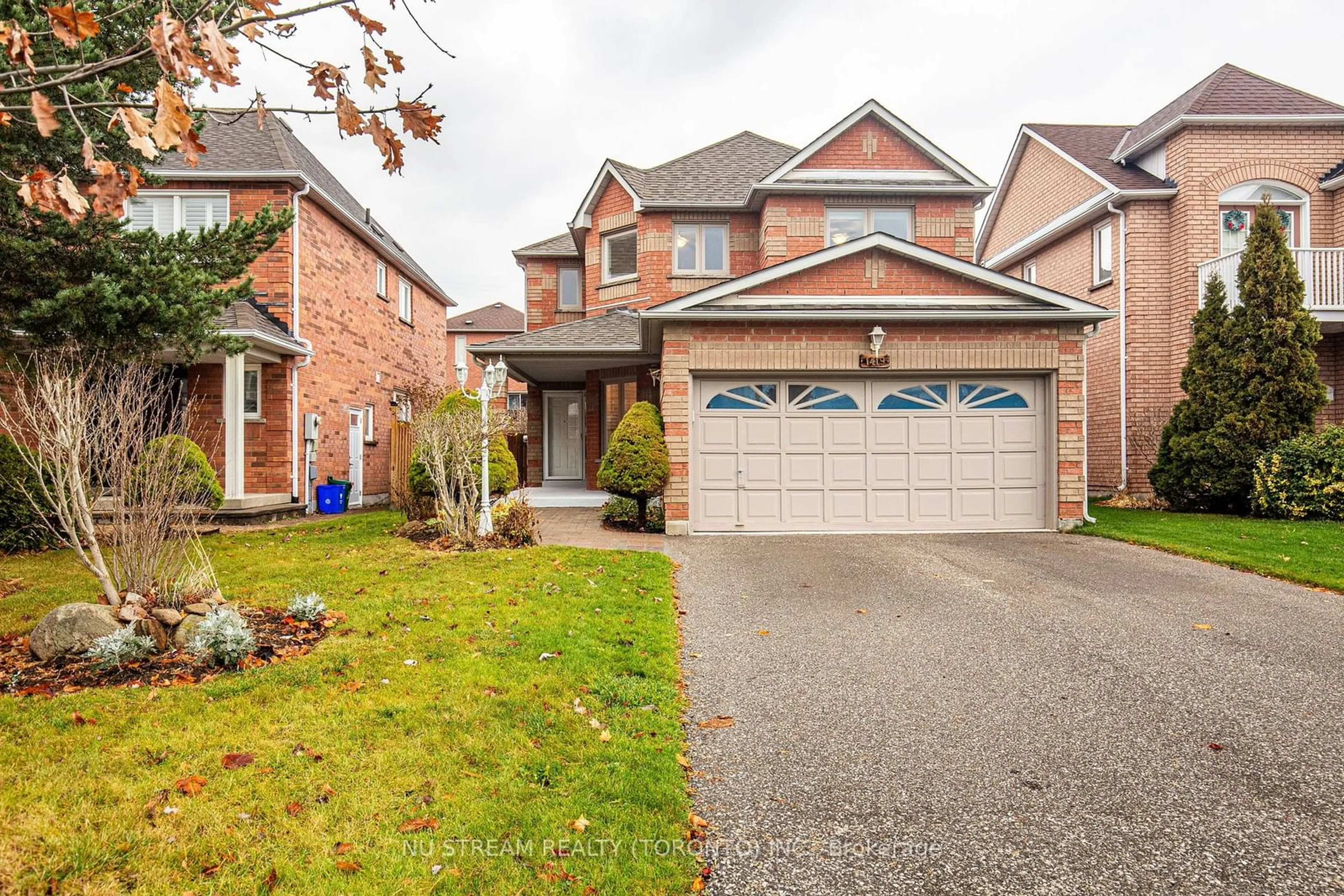 Frontside or backside of a home, the street view for 1419 Sandhurst Cres, Pickering Ontario L1V 6R4