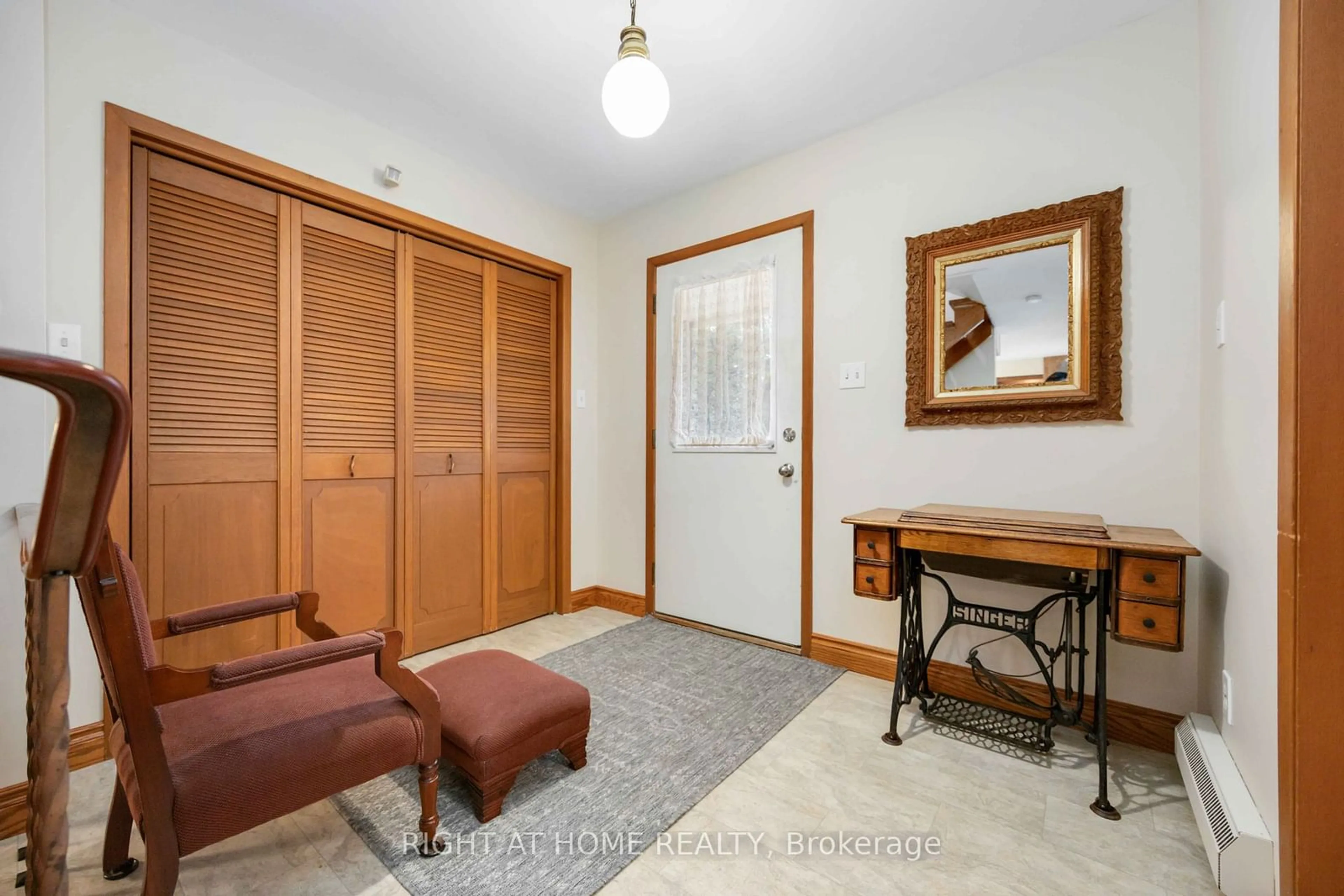 Indoor entryway, wood floors for 3070 Fifth Concession Rd, Pickering Ontario L1X 0J7