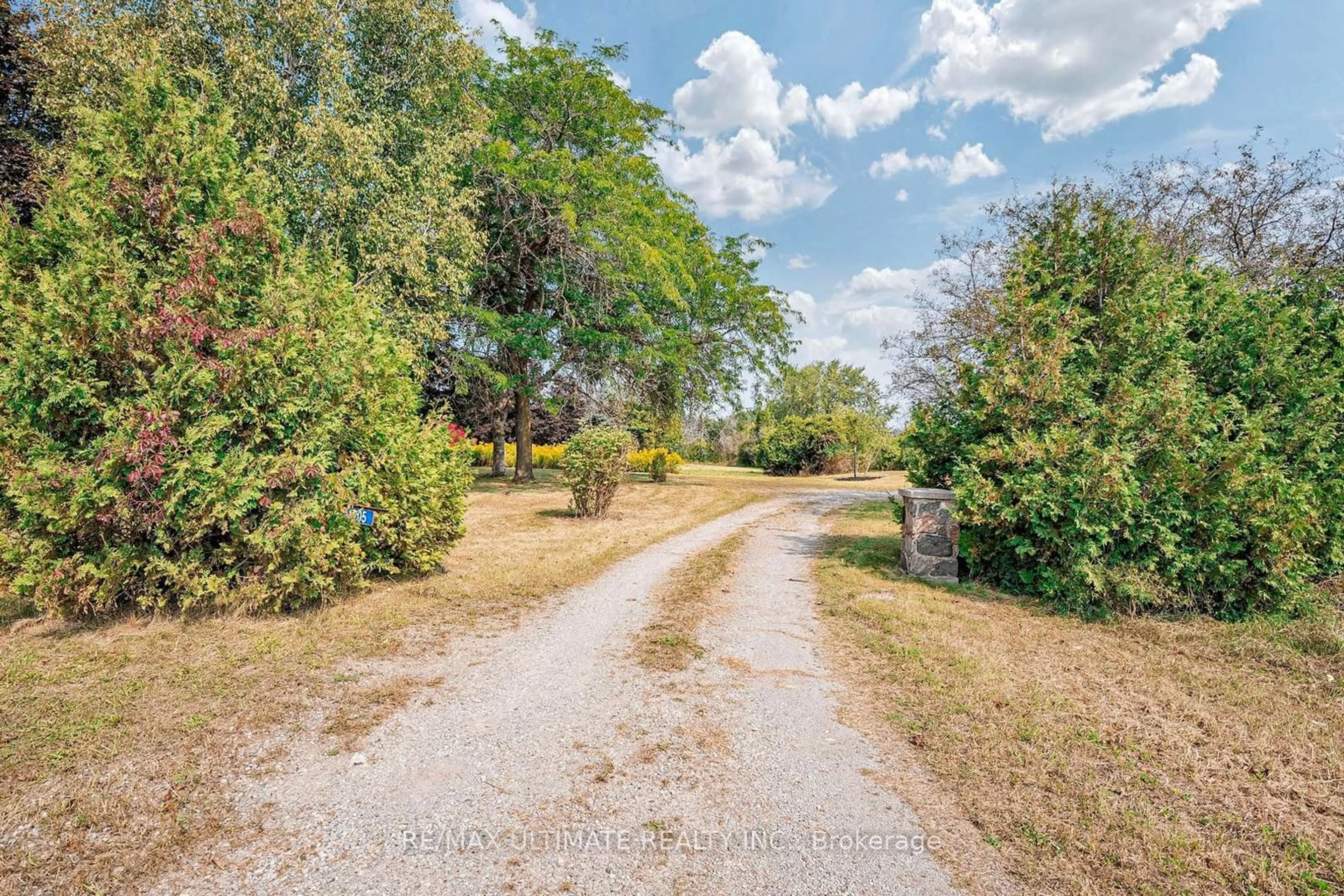 Patio, the street view for 1205 Scugog Line 10, Scugog Ontario L9P 1R3