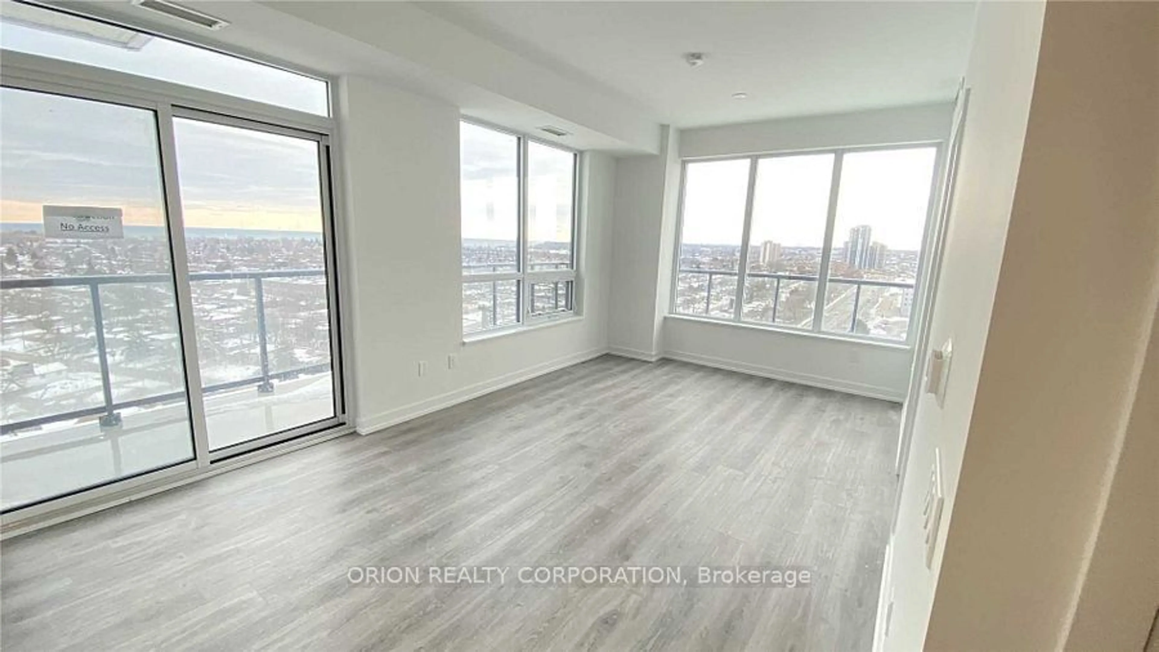 Other indoor space, wood floors for 1480 Bayly St #1514, Pickering Ontario L1W 0B6