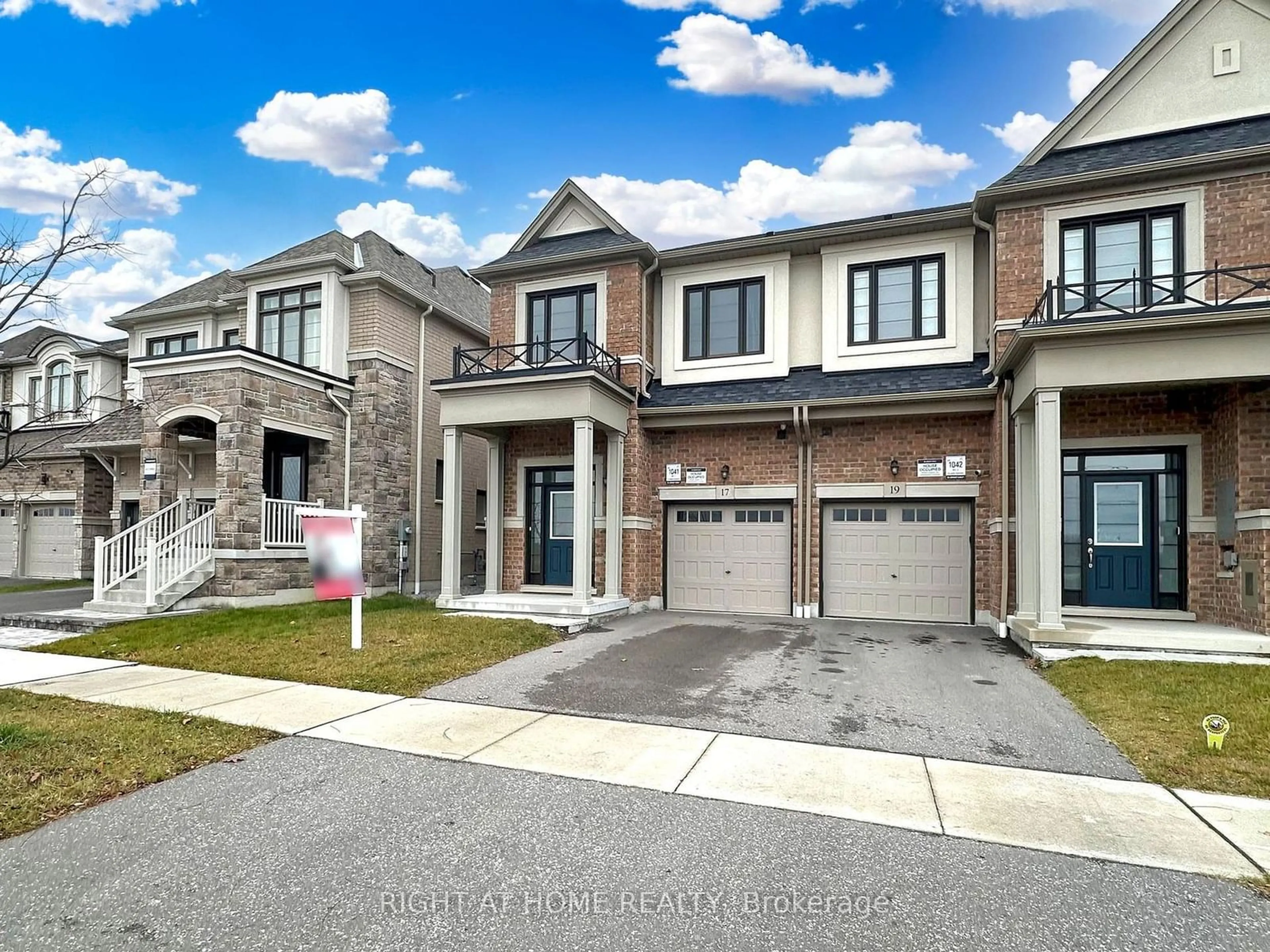 A pic from exterior of the house or condo, the street view for 17 Louise Cres, Whitby Ontario L1P 0J8