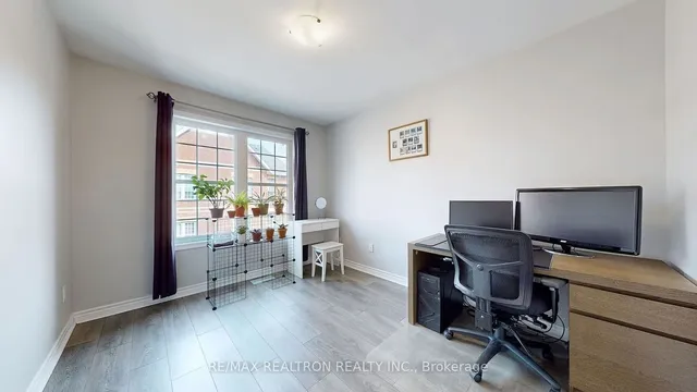 Additional property image - 1483 Birchmount Rd Unit 304