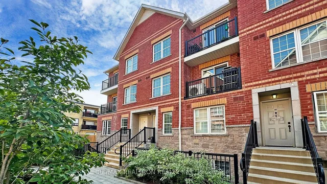 Additional property image - 1483 Birchmount Rd Unit 304