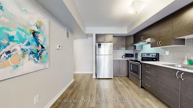 Additional property image - 1483 Birchmount Rd Unit 304