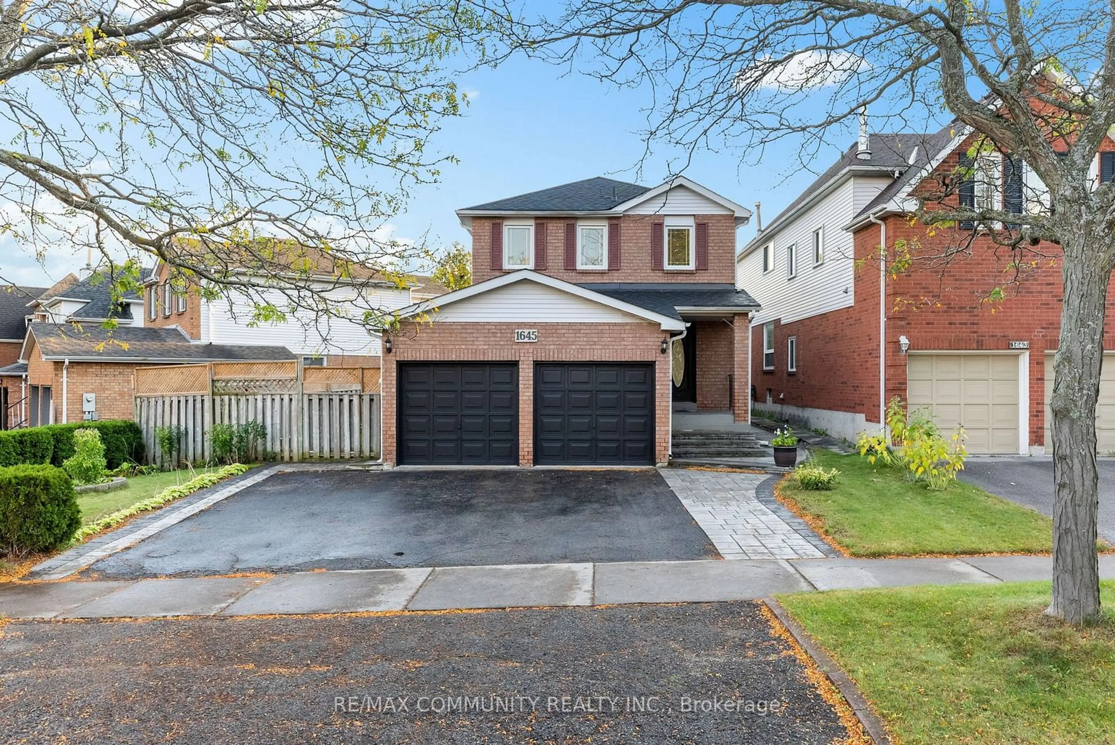 Home with brick exterior material for 1645 Middleton St, Pickering Ontario L1X 2K1