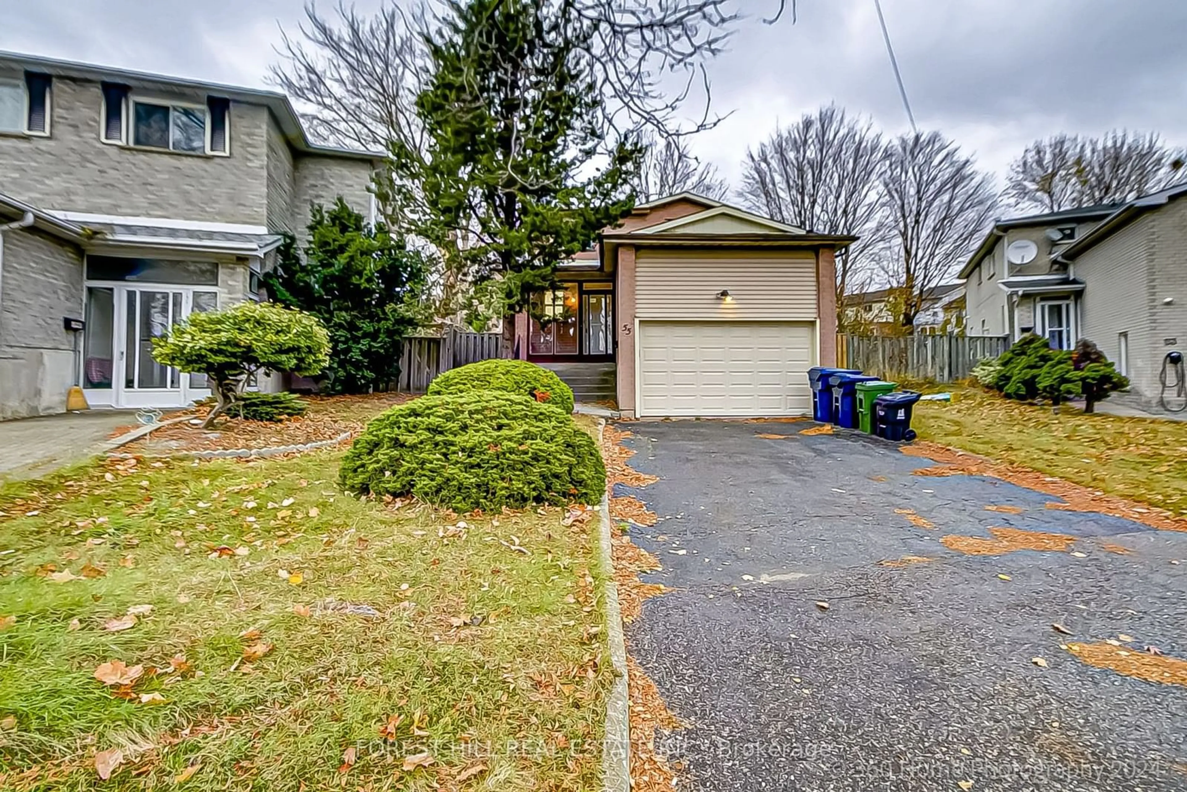 A pic from exterior of the house or condo, the street view for 55 Plumbrook Cres, Toronto Ontario M1S 3Z9