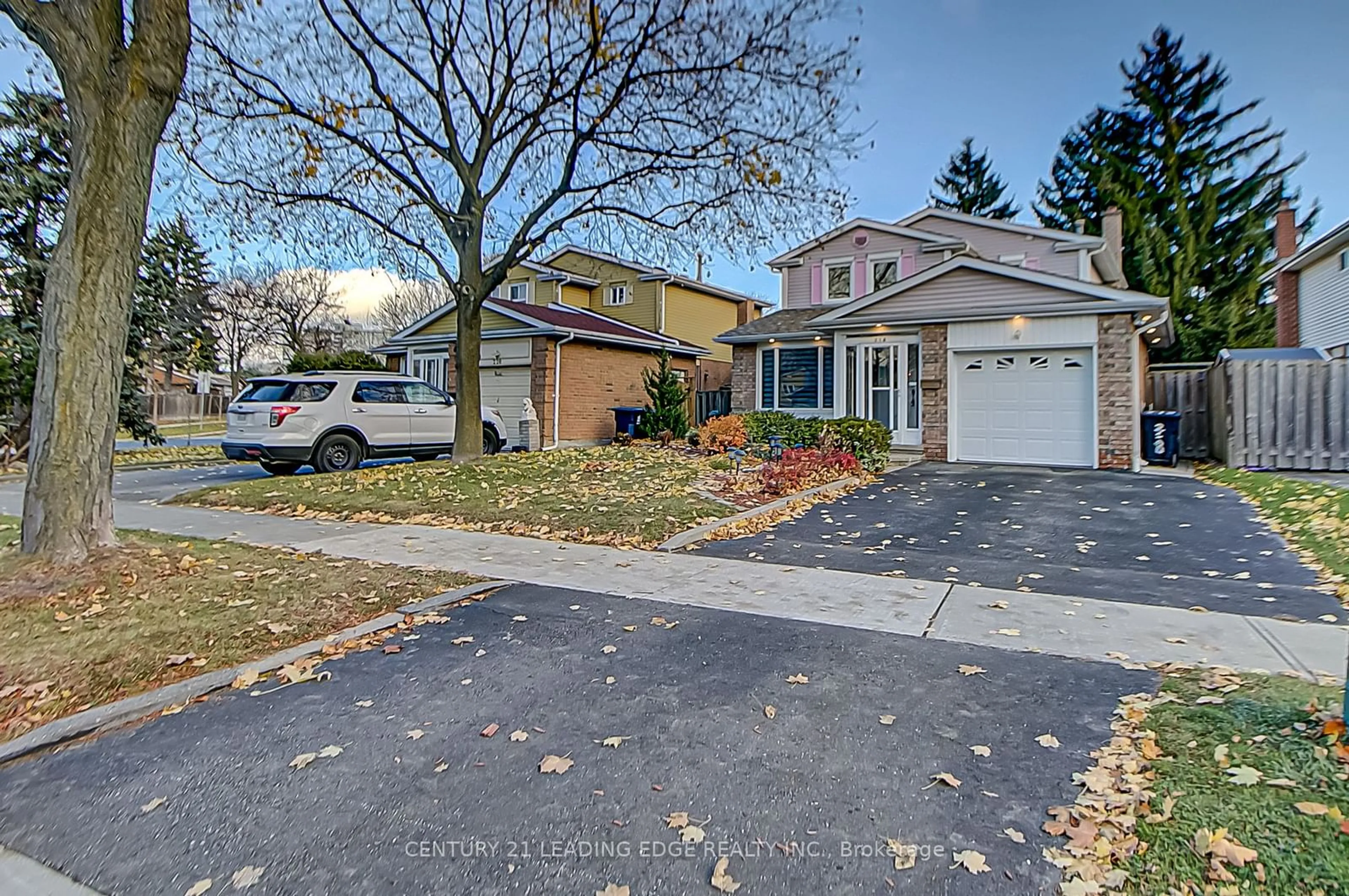 A pic from exterior of the house or condo, the street view for 218 Goldhawk Tr, Toronto Ontario M1V 1X5