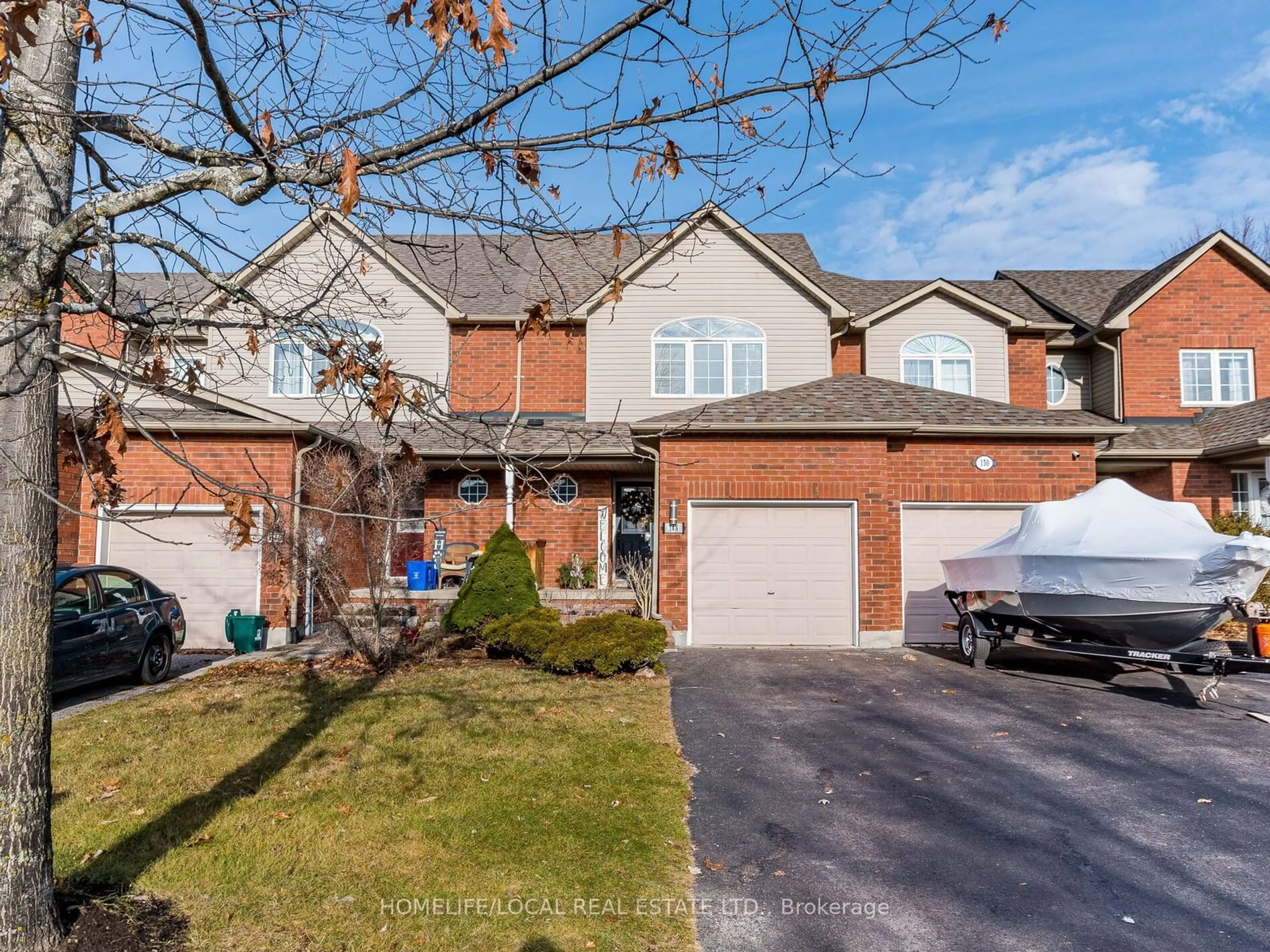 A pic from exterior of the house or condo, the street view for 148 Richfield Sq, Clarington Ontario L1E 3G3