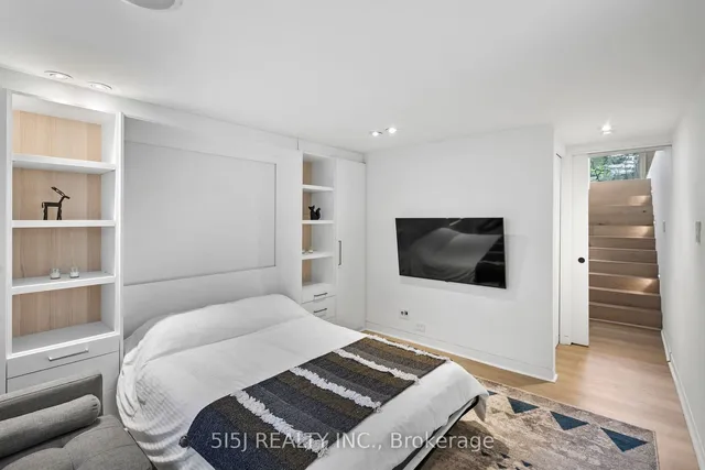 Additional property image - 421 Craven Rd
