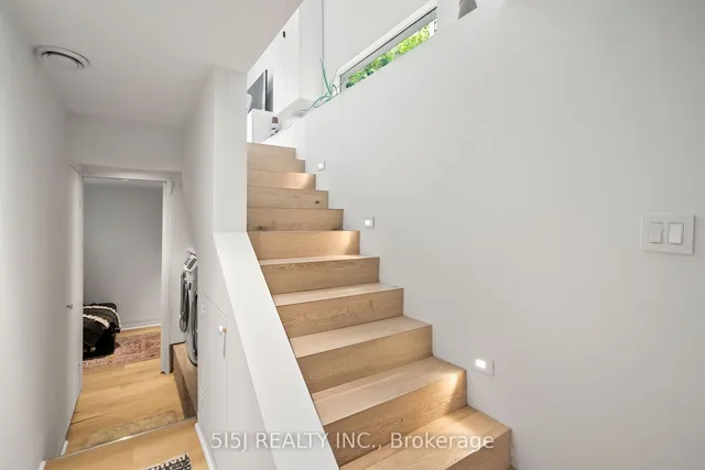 Additional property image - 421 Craven Rd