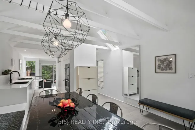 Additional property image - 421 Craven Rd