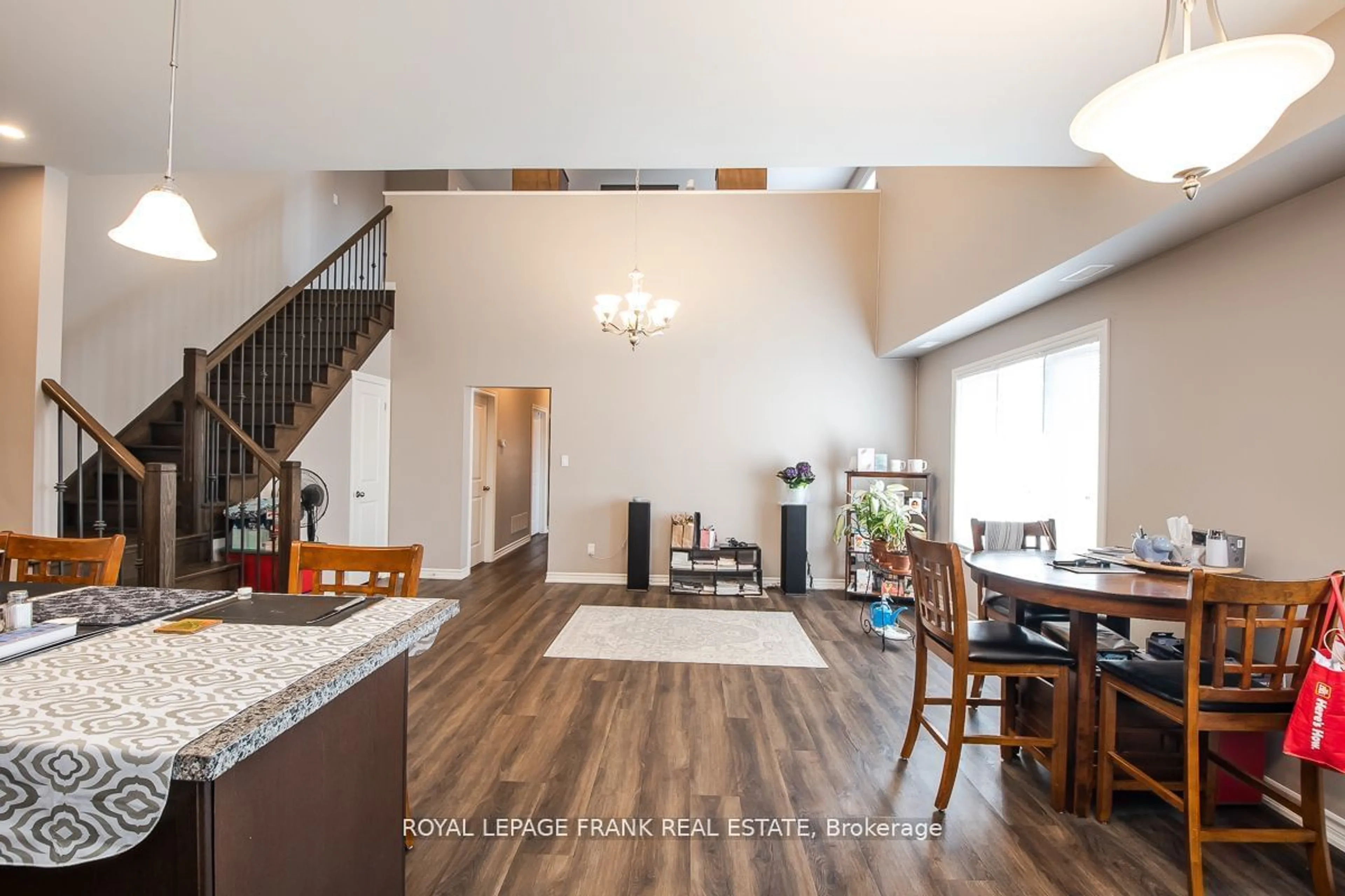 Open concept kitchen for 805B Dundas St, Whitby Ontario L1N 2N6