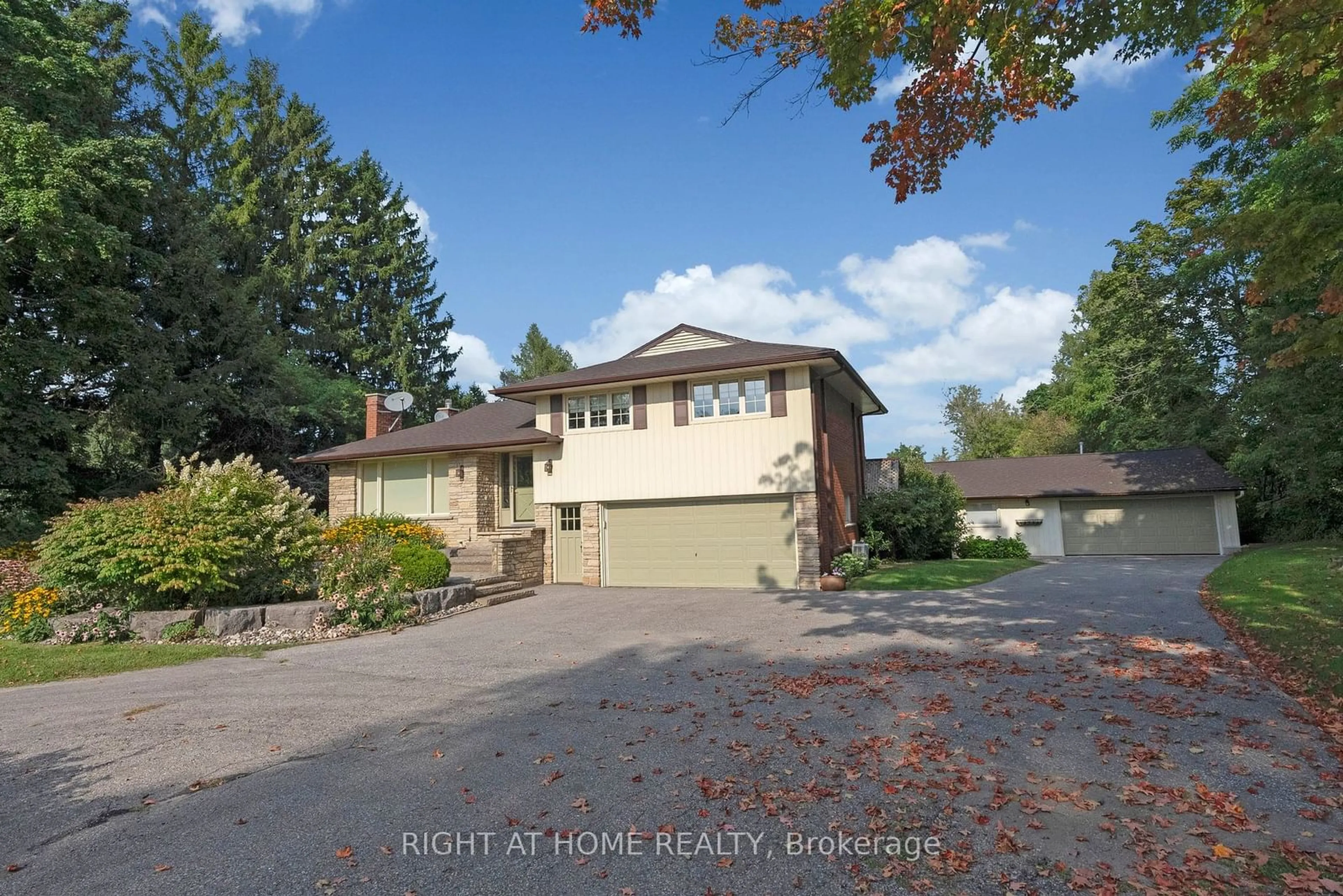 Frontside or backside of a home, the street view for 9695 Baldwin St, Whitby Ontario L0B 1A0