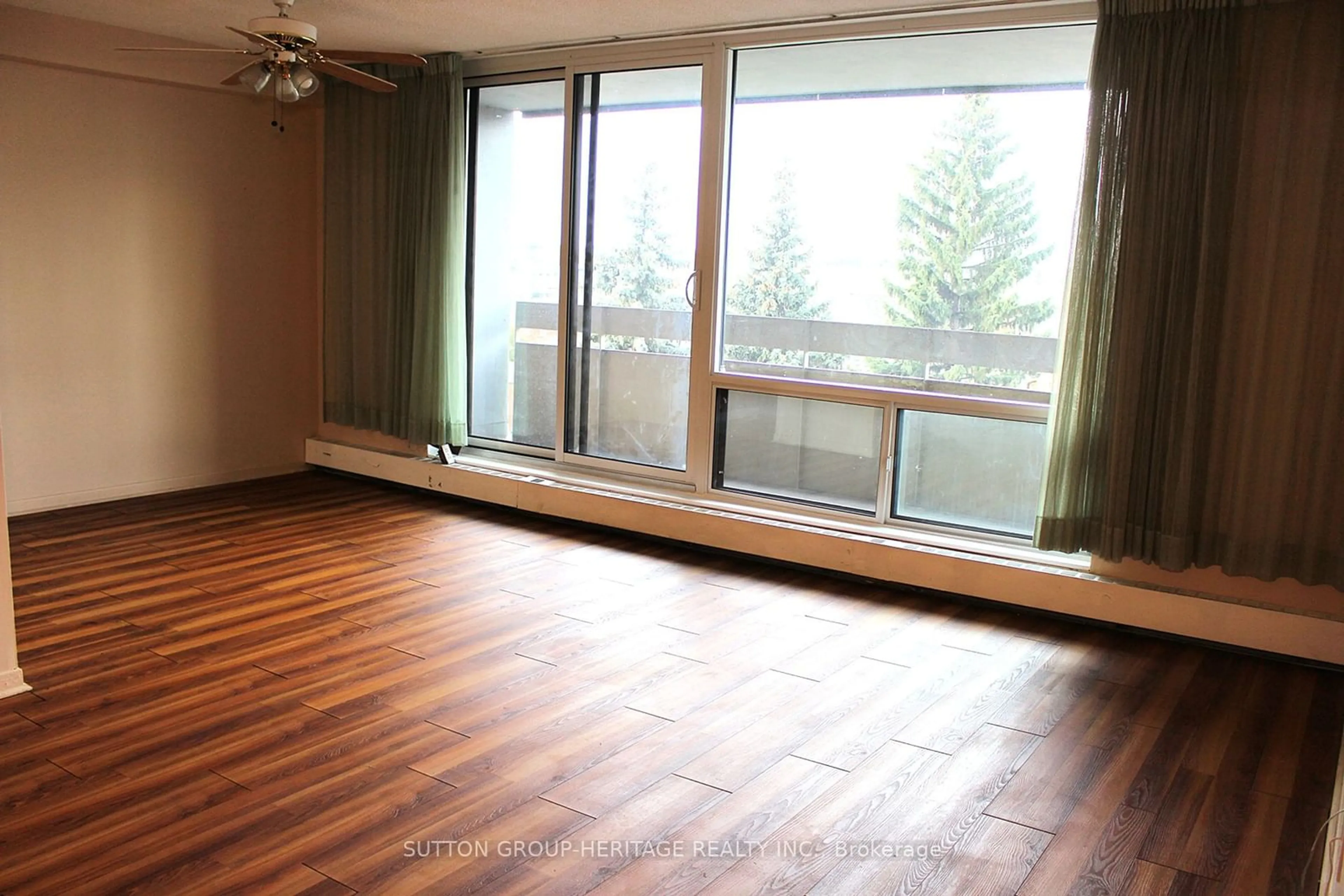 Other indoor space, wood floors for 1210 Radom St #610, Pickering Ontario L1W 2Z3