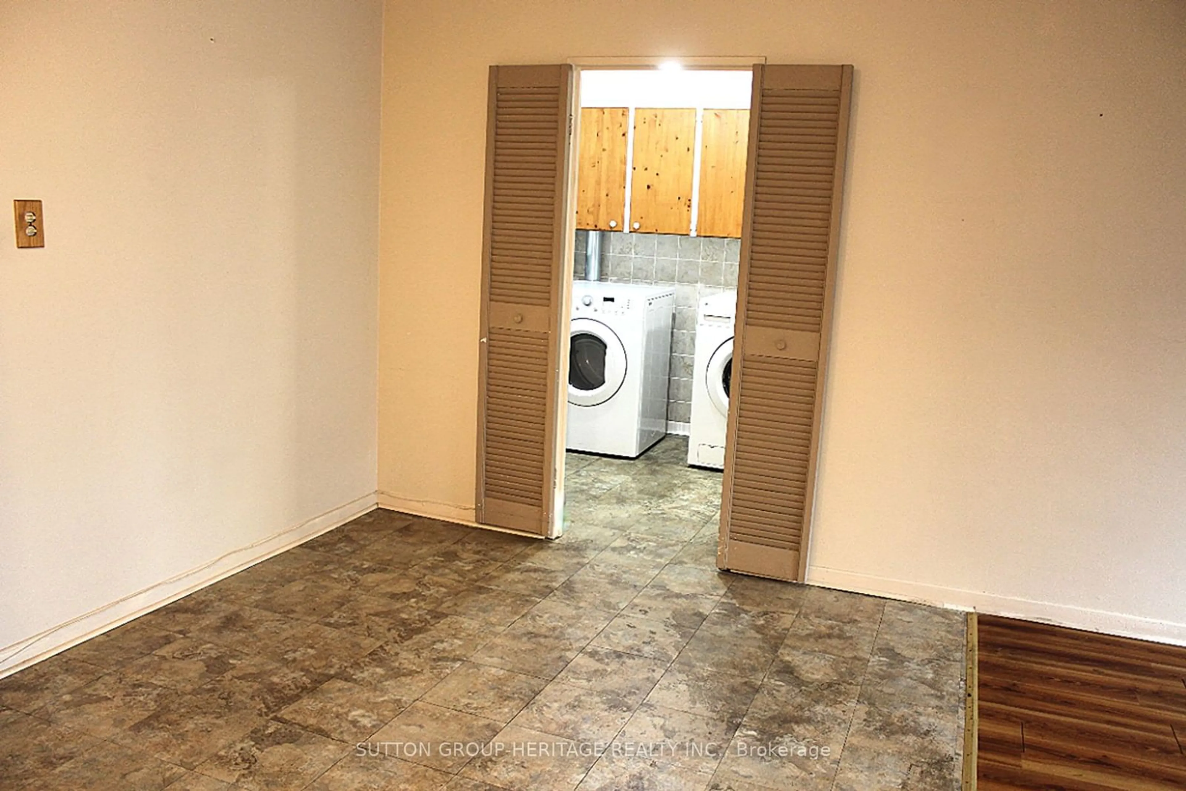 A pic of a room, unknown floor for 1210 Radom St #610, Pickering Ontario L1W 2Z3