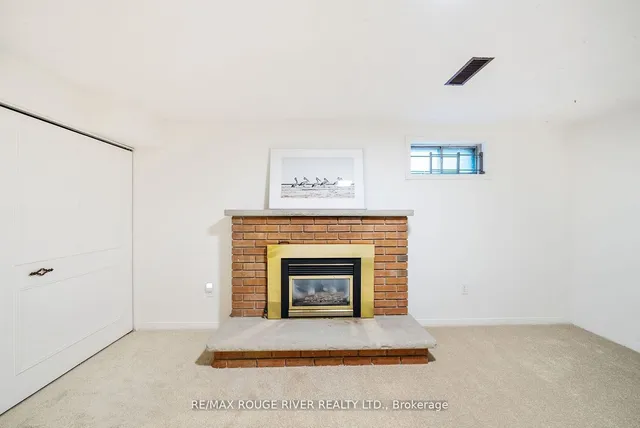 Additional property image - 572 Sandhurst Circ