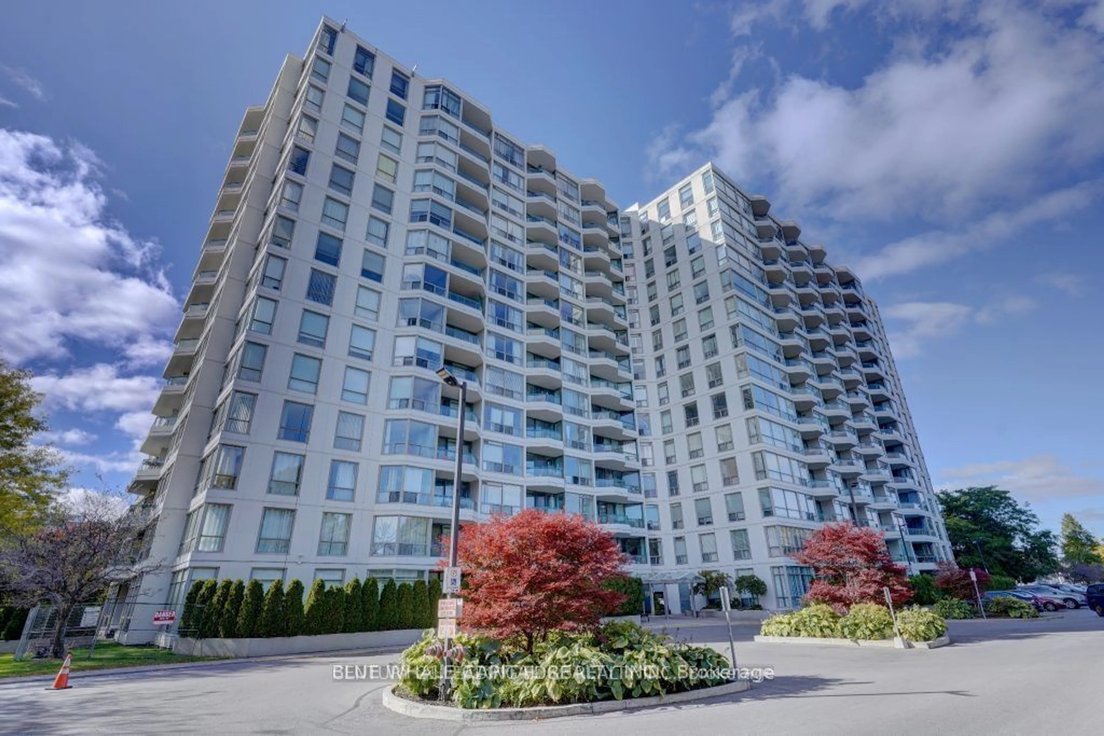 A pic from exterior of the house or condo, the front or back of building for 4727 Sheppard Ave #304, Toronto Ontario M1S 5B3